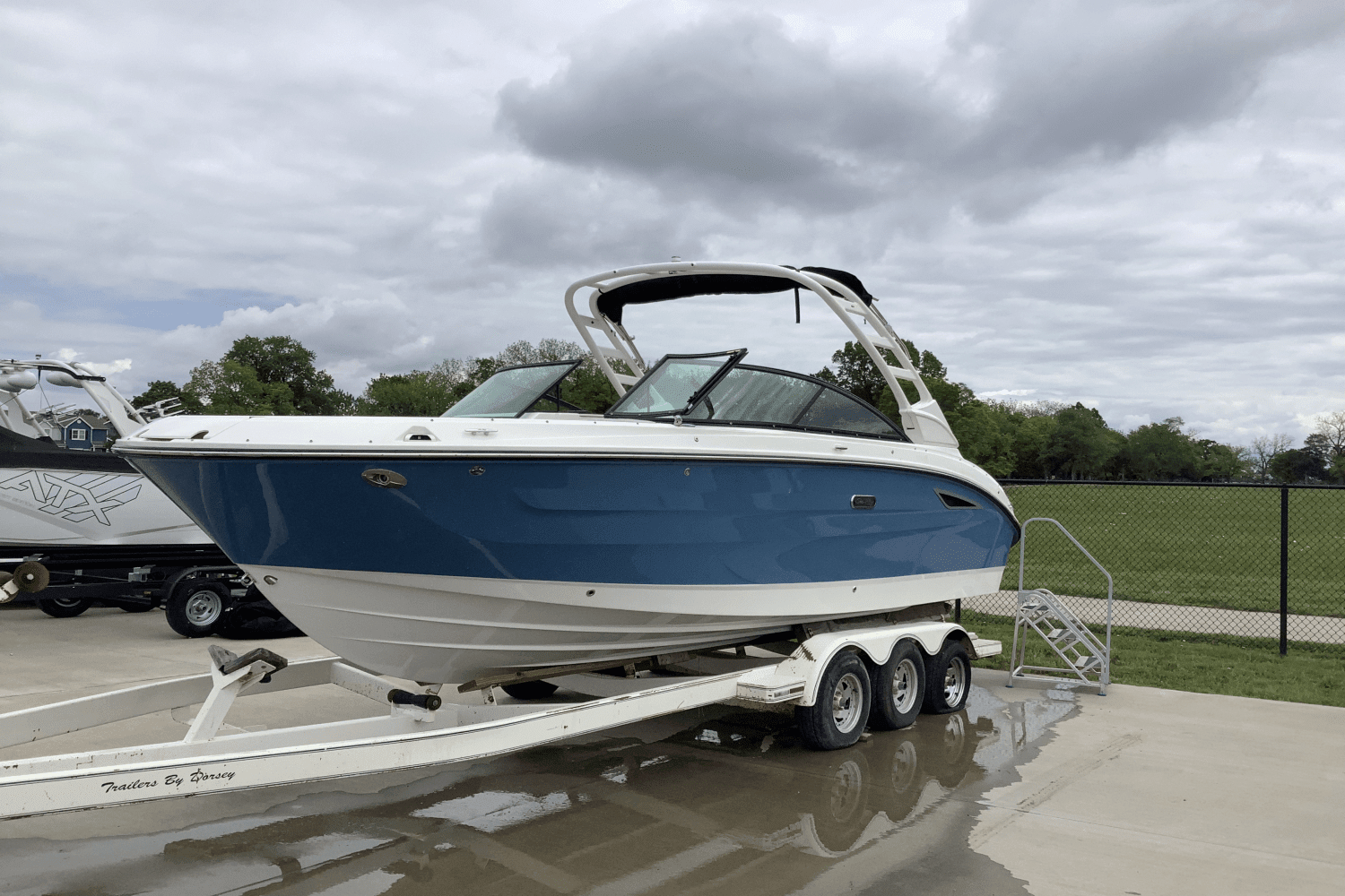 Thumbnail 3 for 2025 Sea Ray 250 SDX