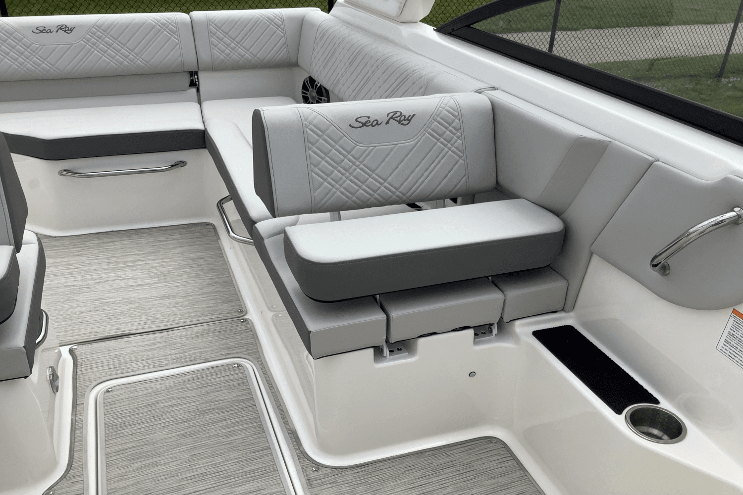 2025 Sea Ray 250 SDX Image Thumbnail #19
