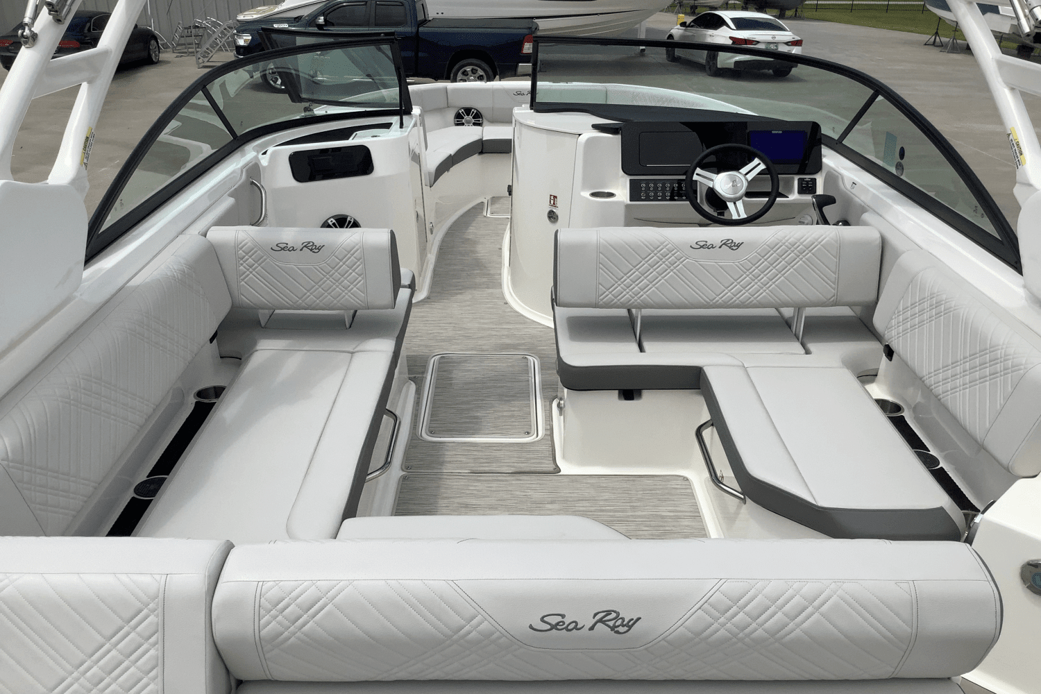 2025 Sea Ray 250 SDX Image Thumbnail #10