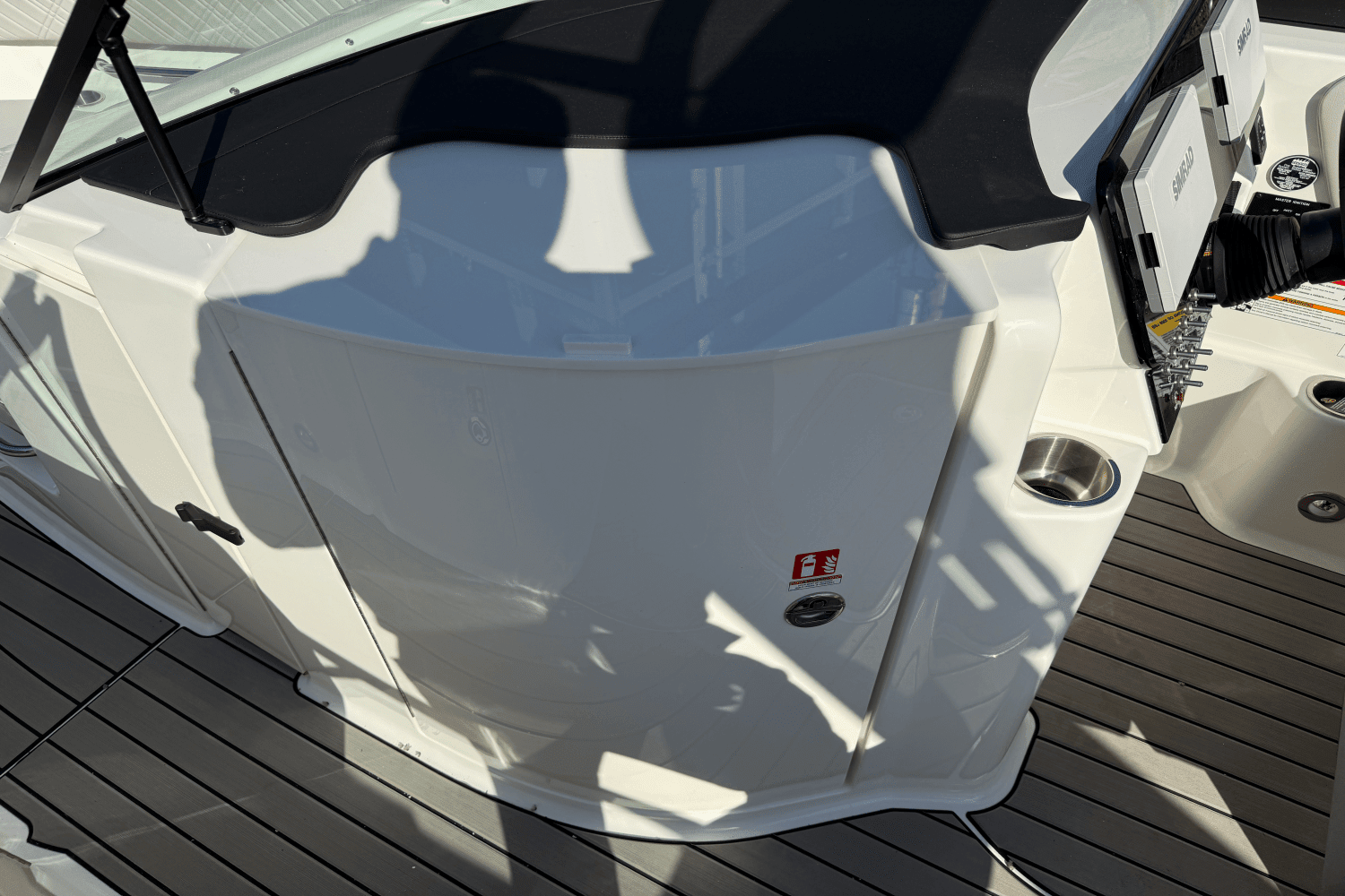 2025 Sea Ray 250 SDX Image Thumbnail #18