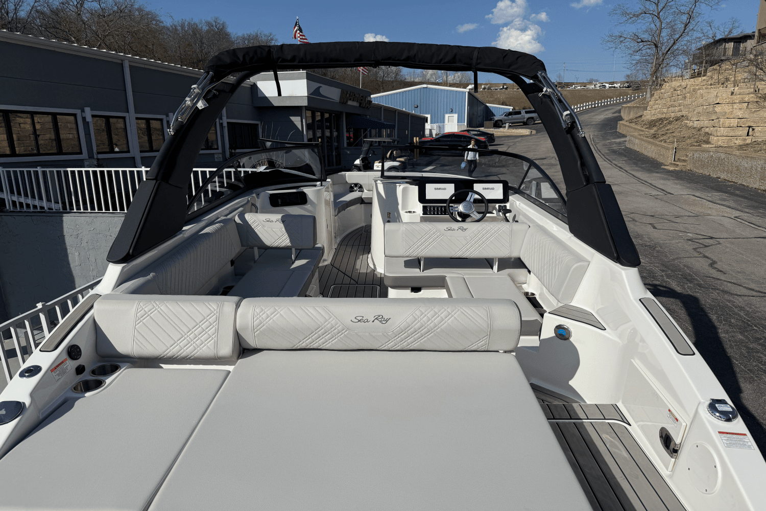 2025 Sea Ray 250 SDX Image Thumbnail #7