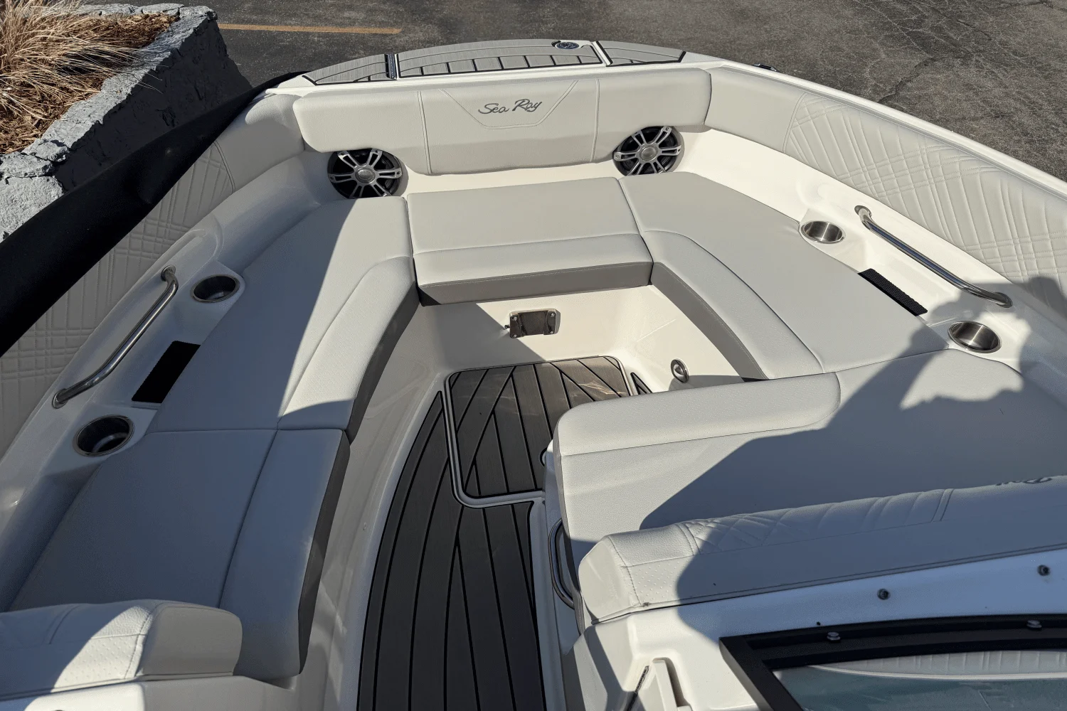 2025 Sea Ray 250 SDX Image Thumbnail #21