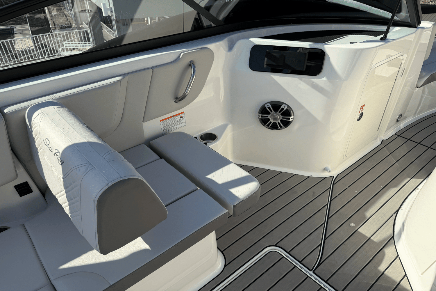 2025 Sea Ray 250 SDX Image Thumbnail #12