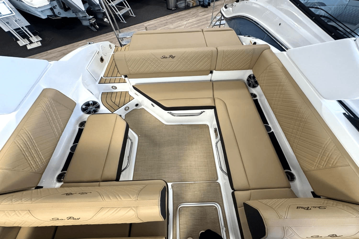 2025 Sea Ray 250 SDX Image Thumbnail #12