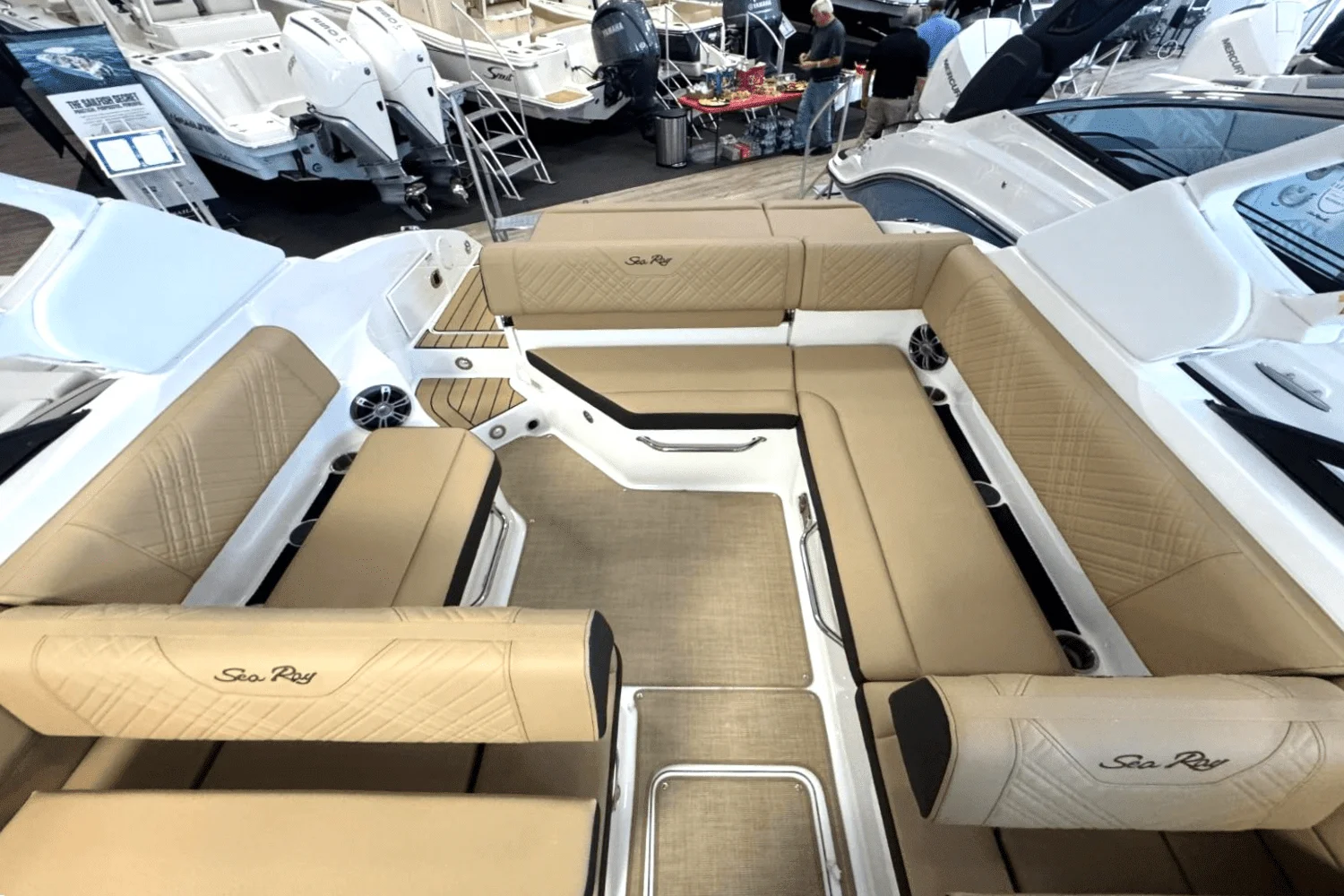 2025 Sea Ray 250 SDX Image Thumbnail #10