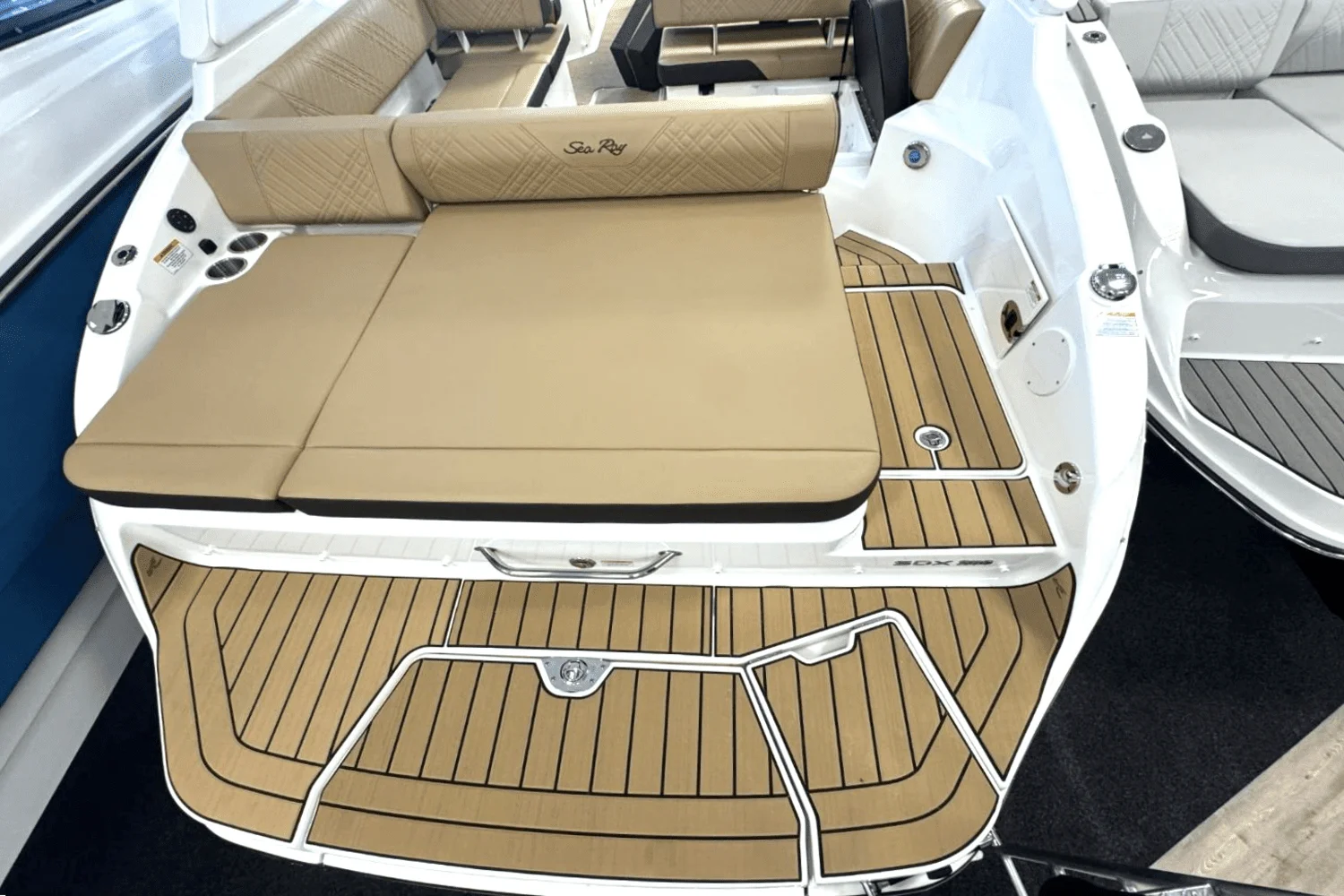 2025 Sea Ray 250 SDX Image Thumbnail #6