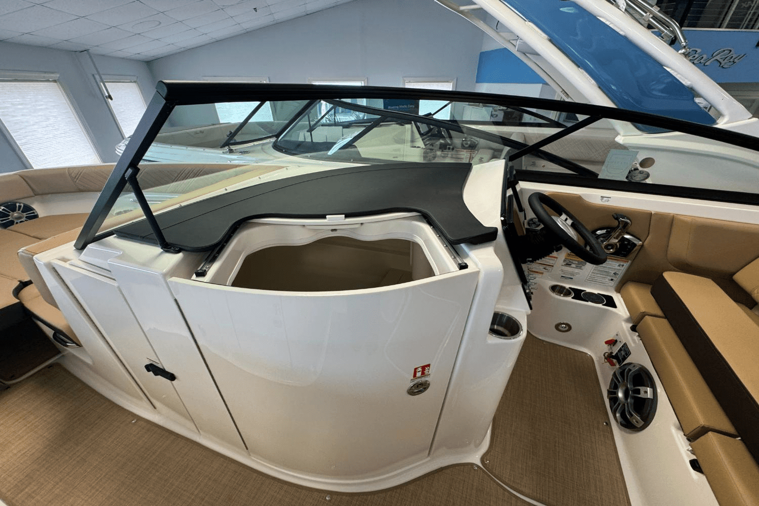 2025 Sea Ray 250 SDX Image Thumbnail #27