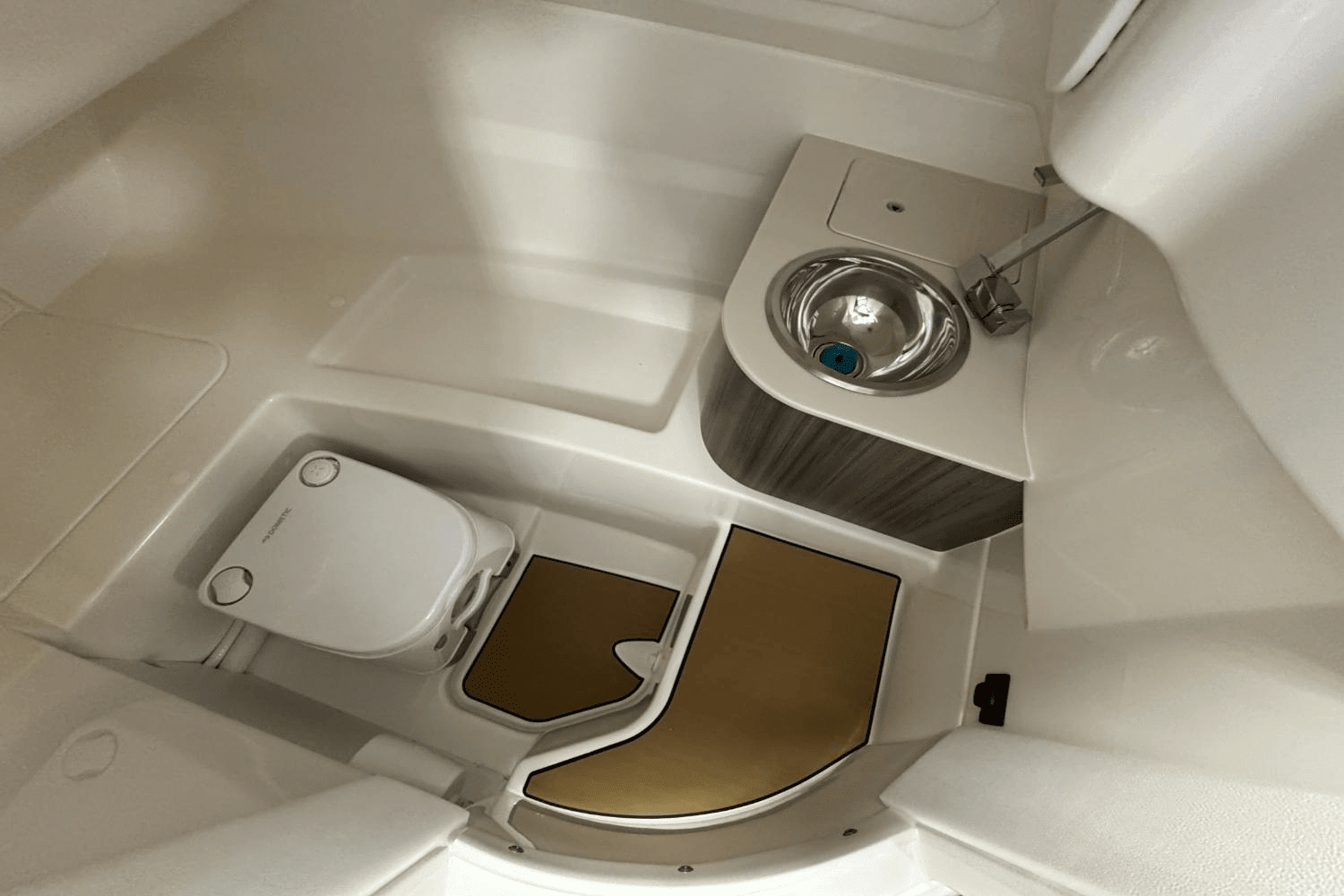 2025 Sea Ray 250 SDX Image Thumbnail #30