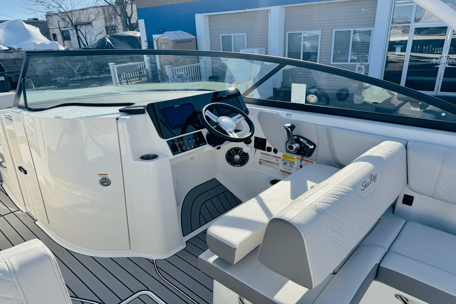 2025 Sea Ray 250 SDX Image Thumbnail #24