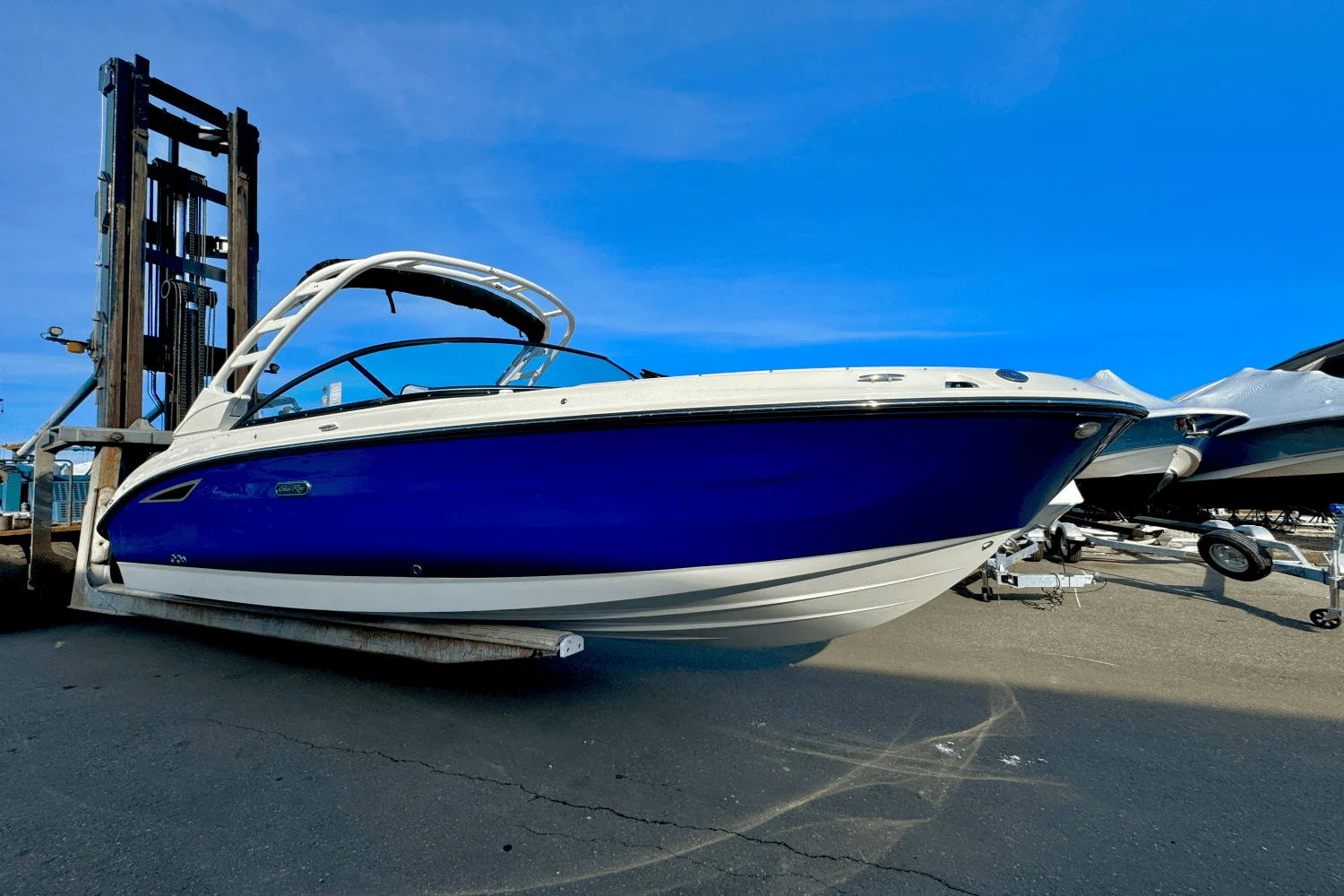 2025 Sea Ray 250 SDX Image Thumbnail #1