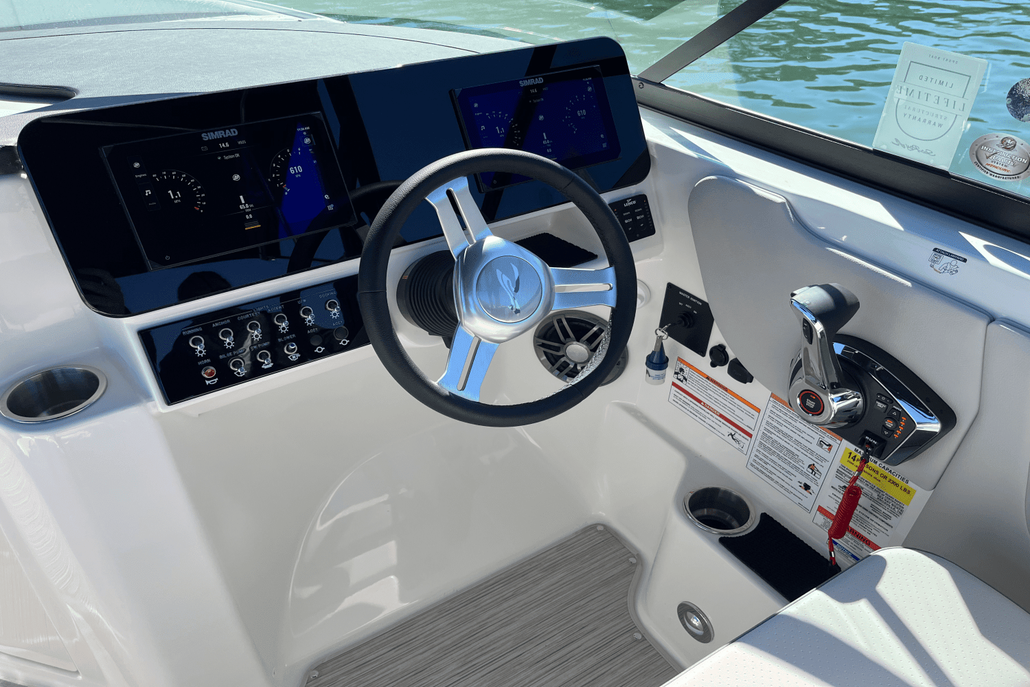 2025 Sea Ray 250 SDX Image Thumbnail #21