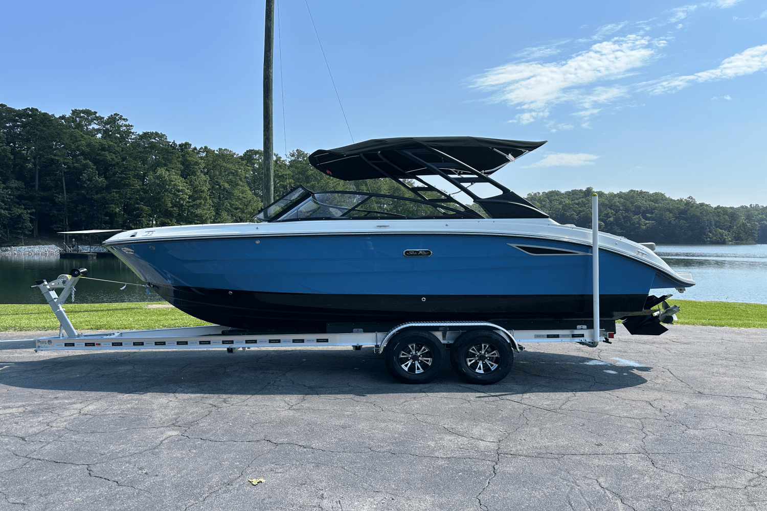 2025 Sea Ray 250 SDX Image Thumbnail #14