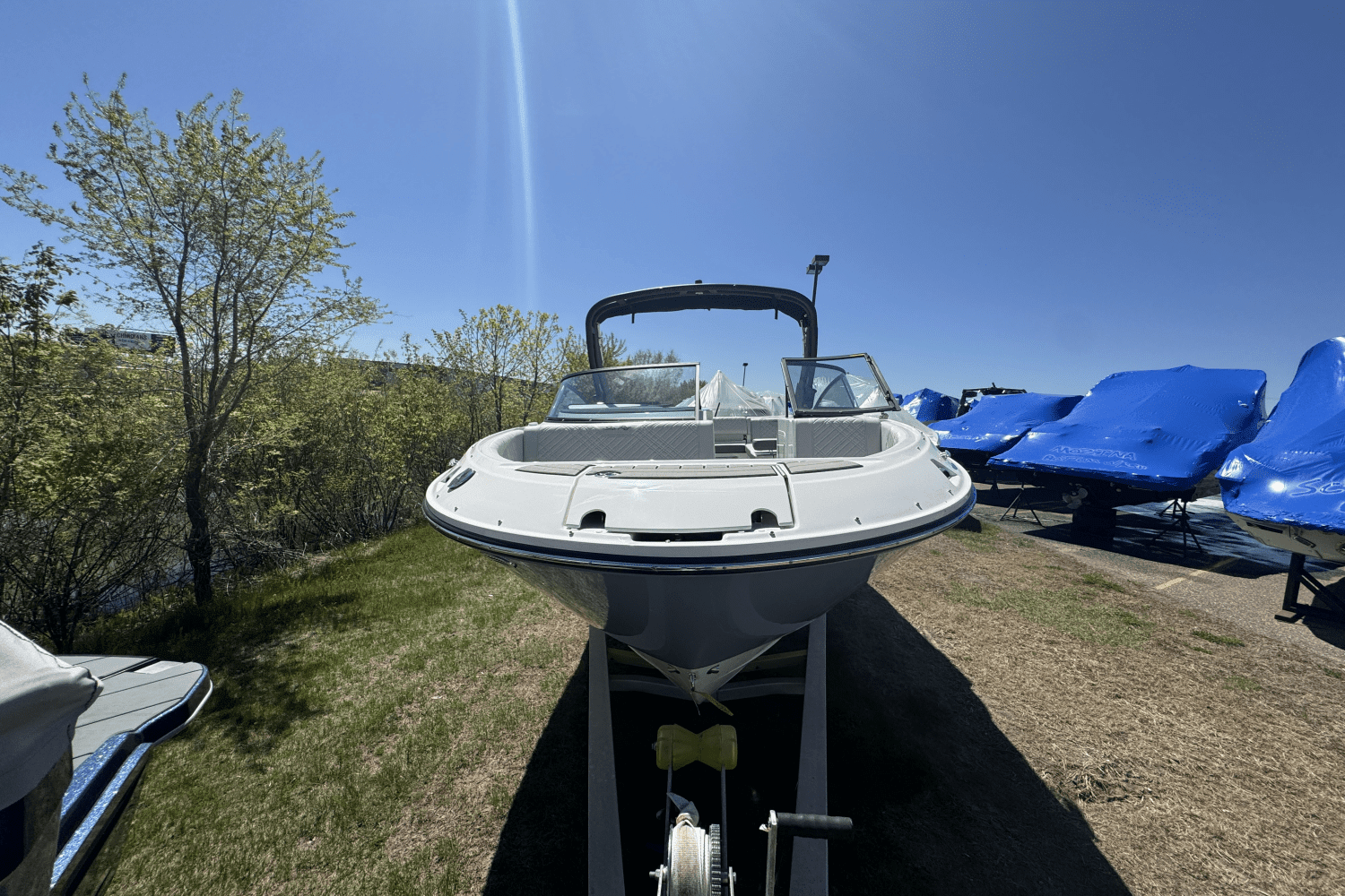 2025 Sea Ray 250 SDX Image Thumbnail #1