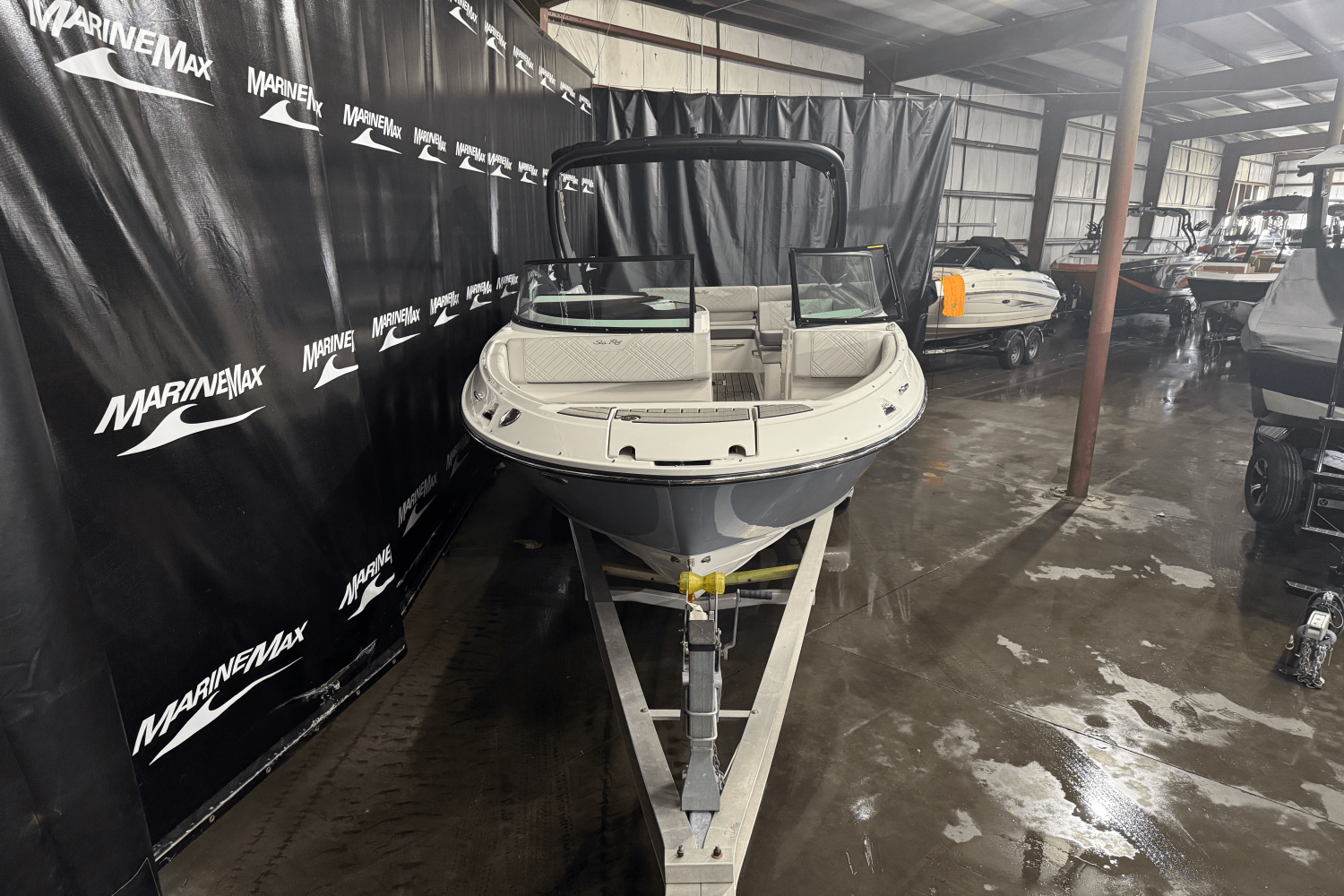 2025 Sea Ray 250 SDX Image Thumbnail #2