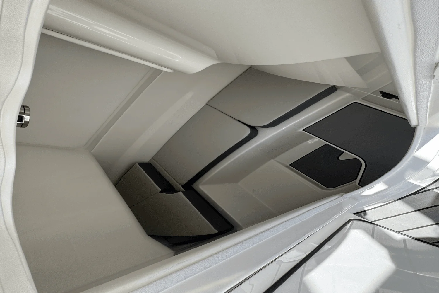 2025 Sea Ray 250 SDX Image Thumbnail #18