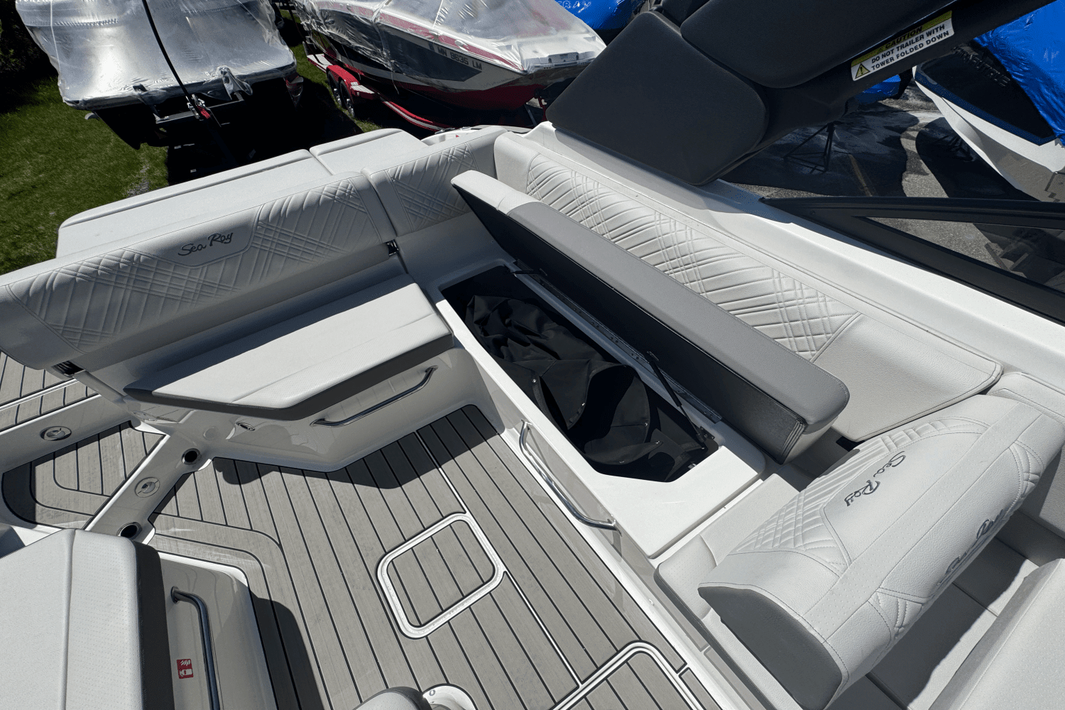 2025 Sea Ray 250 SDX Image Thumbnail #13