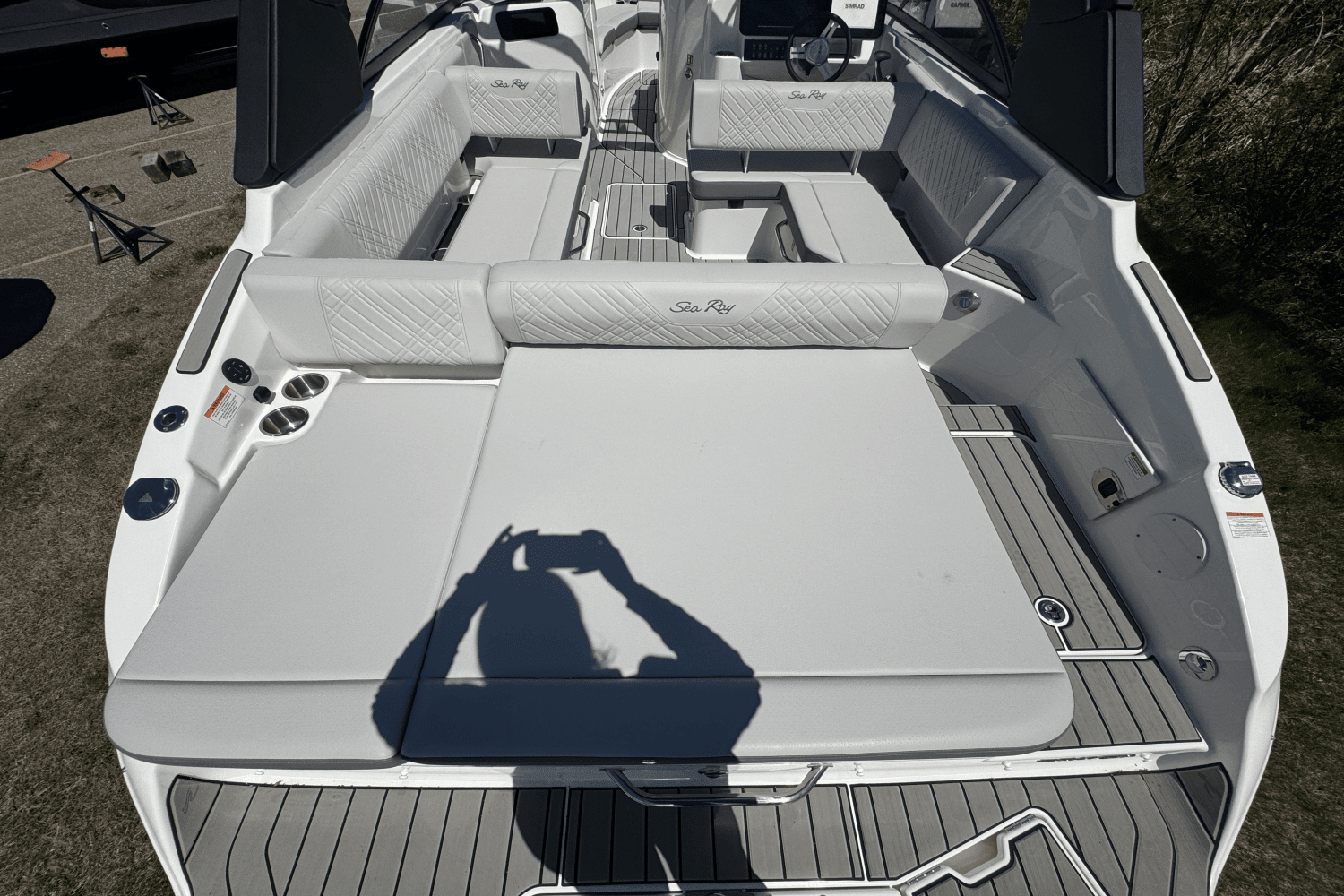 2025 Sea Ray 250 SDX Image Thumbnail #5