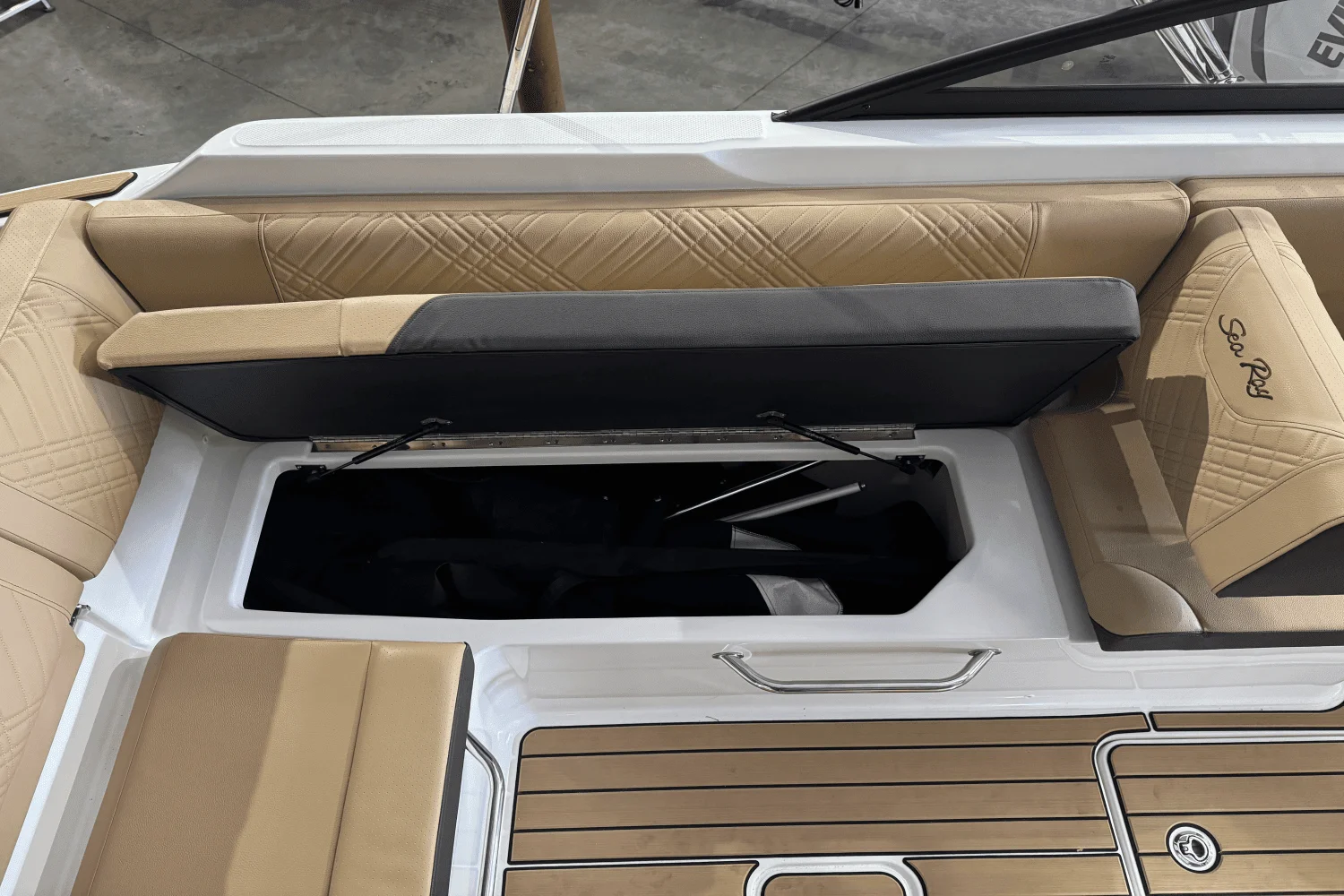 2025 Sea Ray 250 SDX Image Thumbnail #17