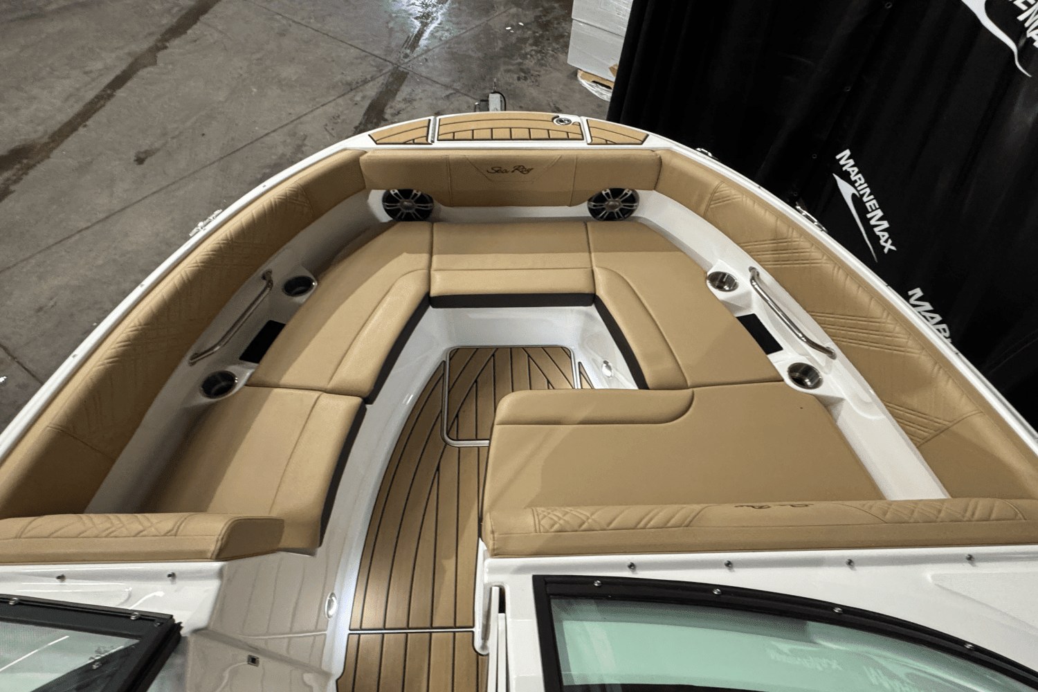 2025 Sea Ray 250 SDX Image Thumbnail #37