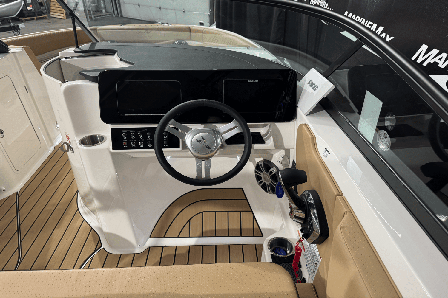 2025 Sea Ray 250 SDX Image Thumbnail #23