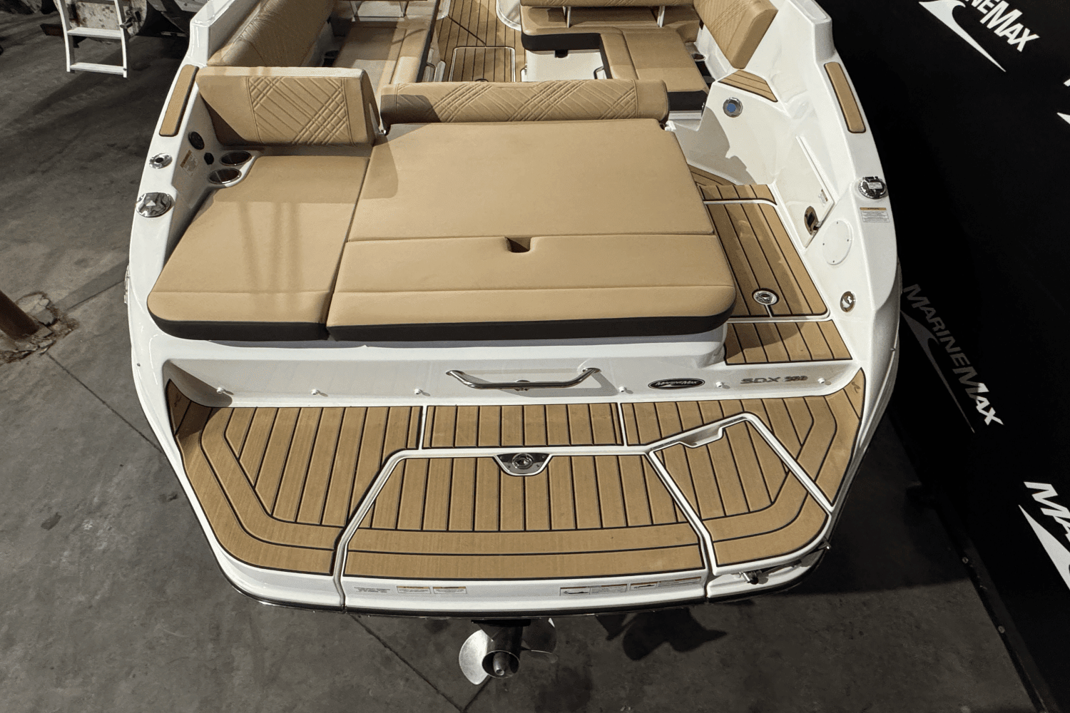 2025 Sea Ray 250 SDX Image Thumbnail #5