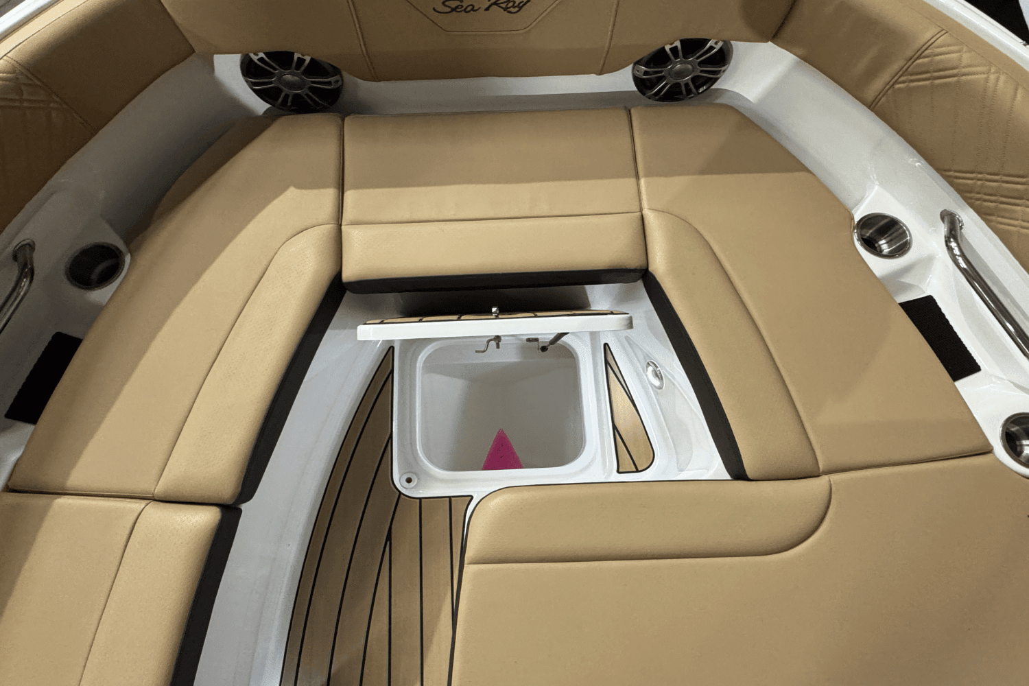 2025 Sea Ray 250 SDX Image Thumbnail #38