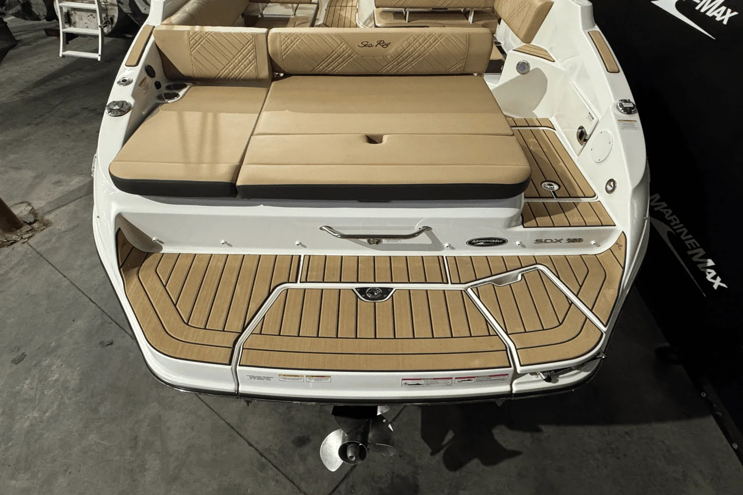 2025 Sea Ray 250 SDX Image Thumbnail #4