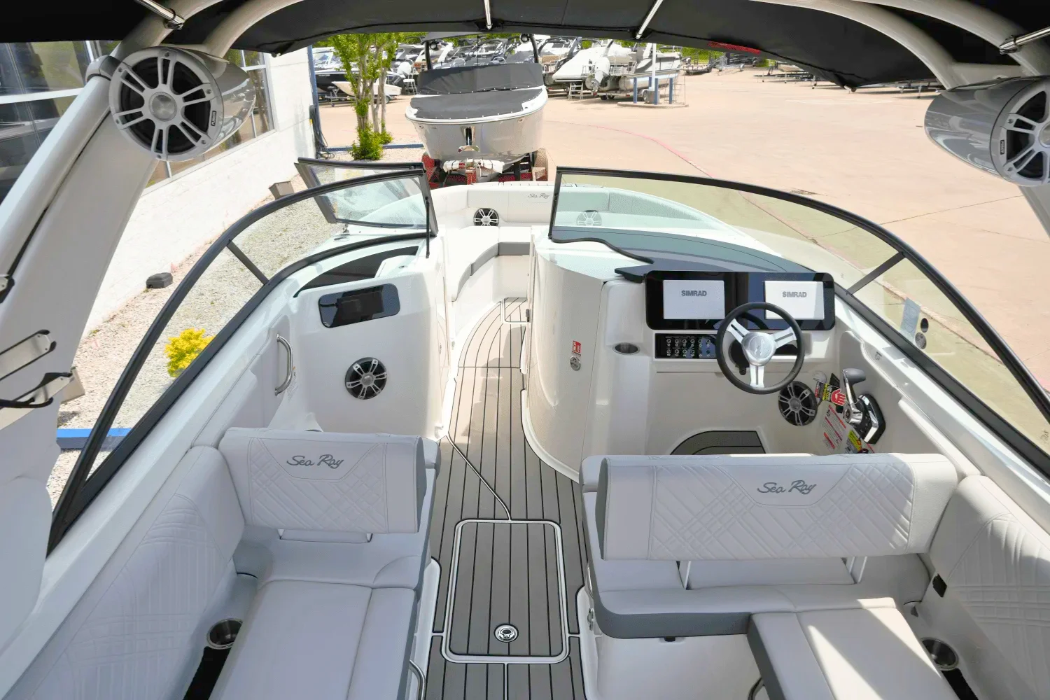 2025 Sea Ray 250 SDX Image Thumbnail #10