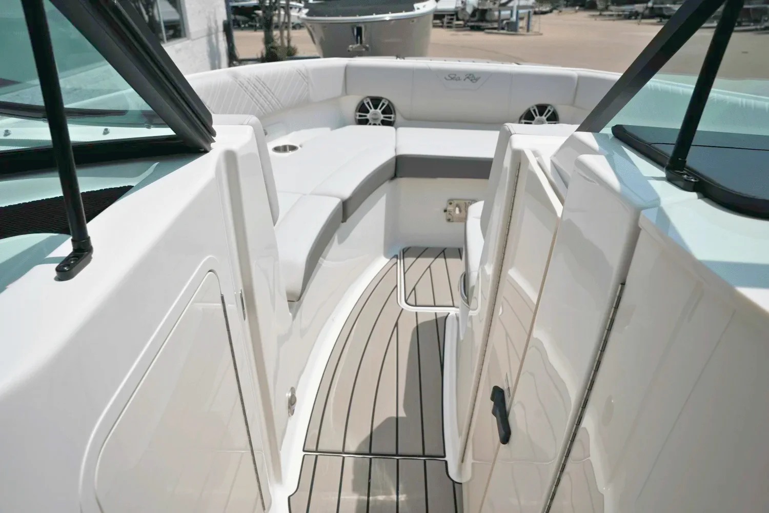 2025 Sea Ray 250 SDX Image Thumbnail #21