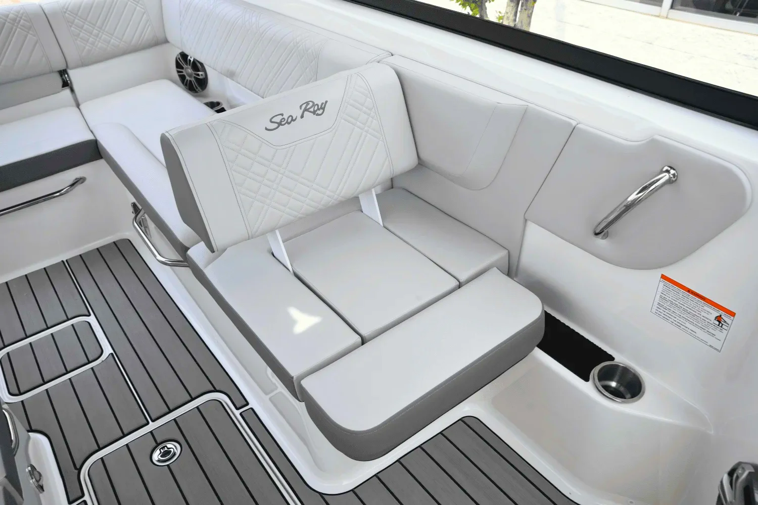 2025 Sea Ray 250 SDX Image Thumbnail #13