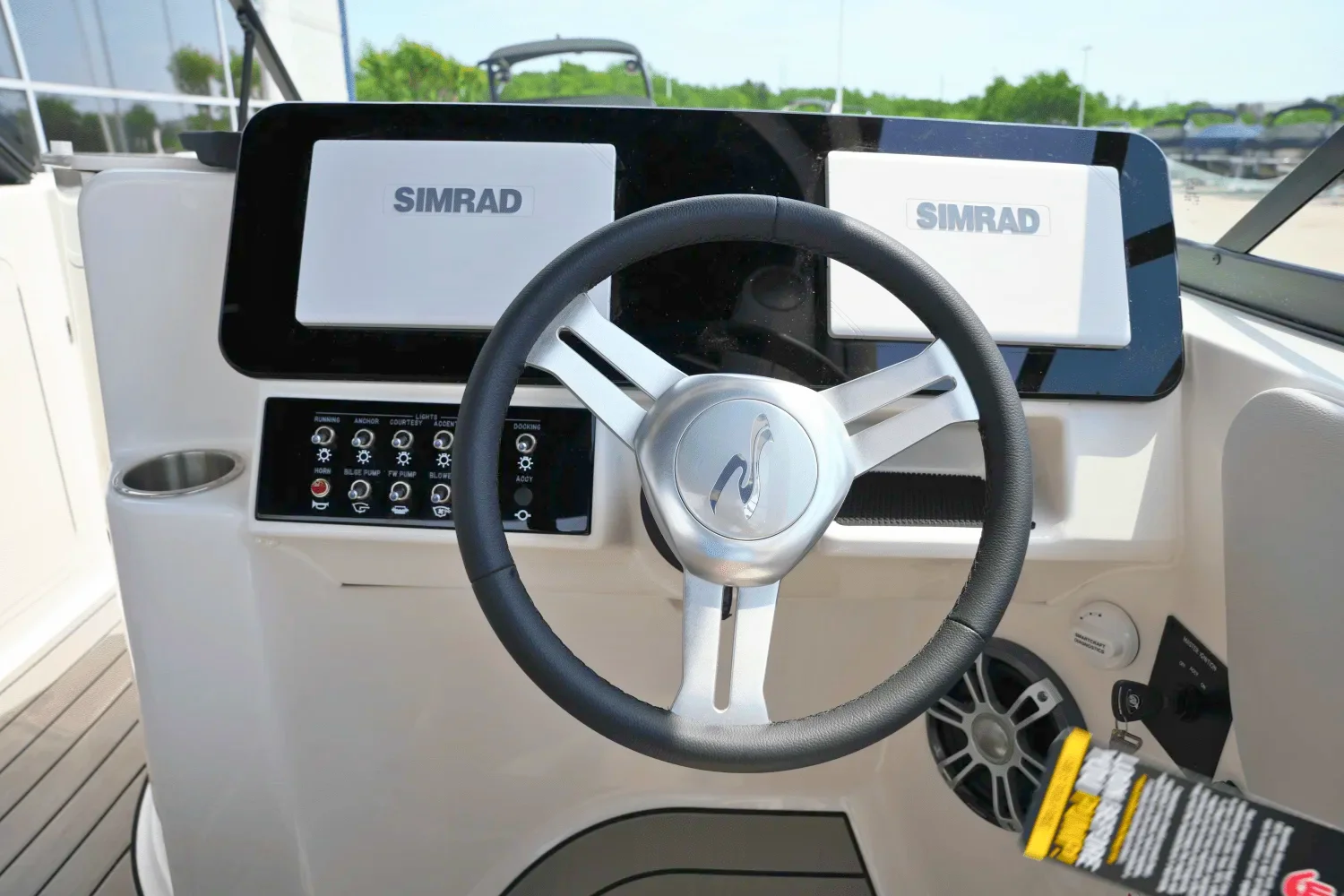 2025 Sea Ray 250 SDX Image Thumbnail #15