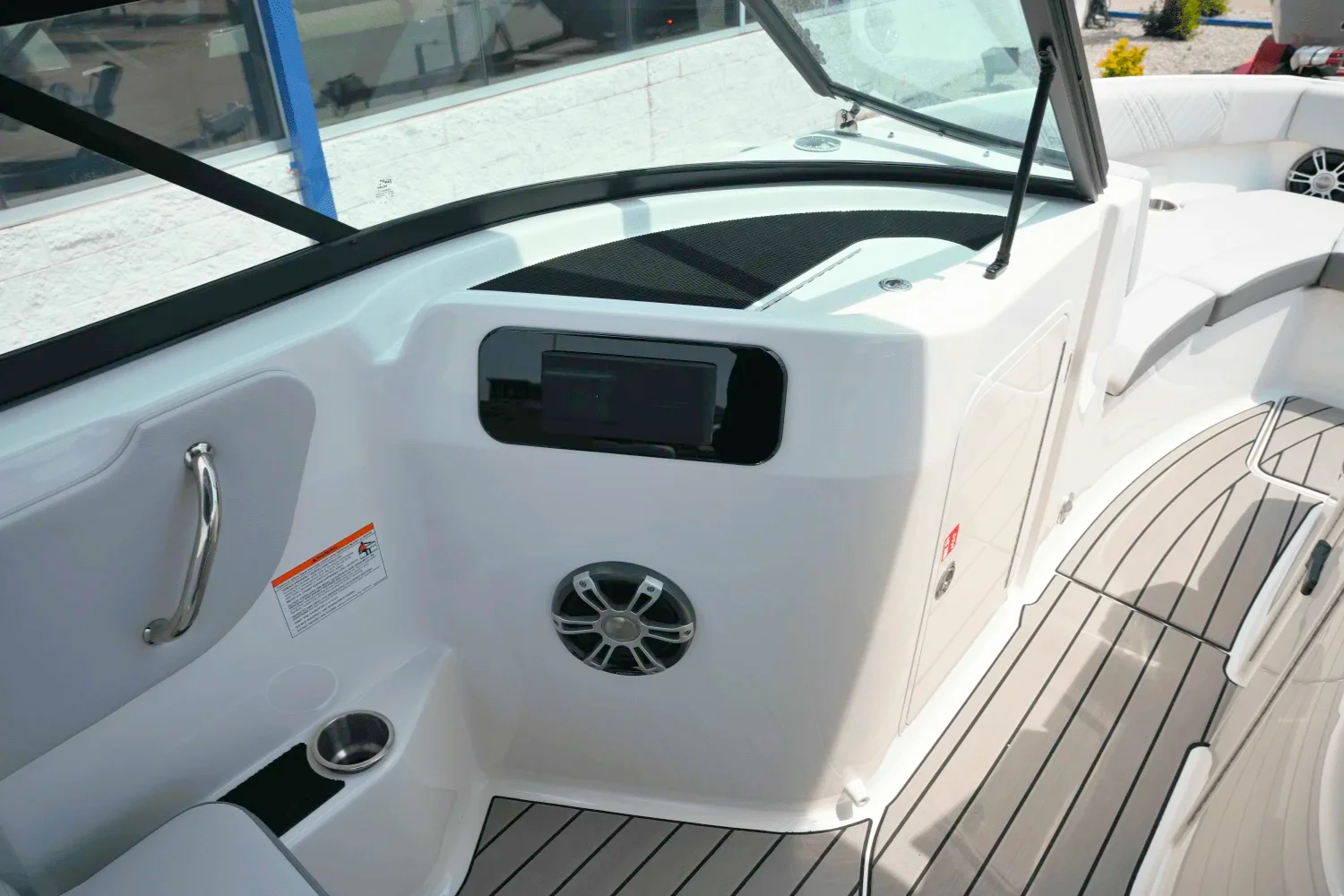 2025 Sea Ray 250 SDX Image Thumbnail #17