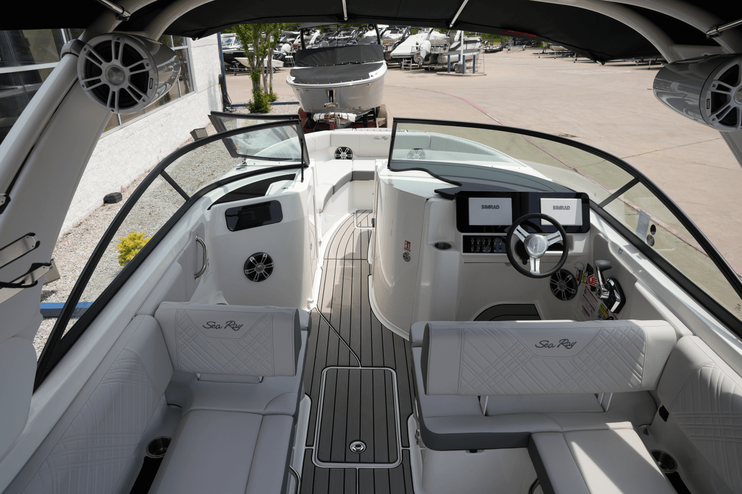 2025 Sea Ray 250 SDX Image Thumbnail #10