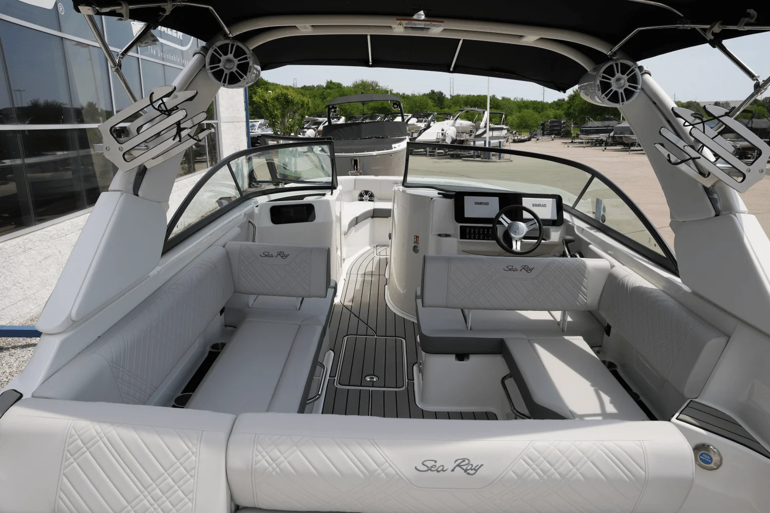 2025 Sea Ray 250 SDX Image Thumbnail #9