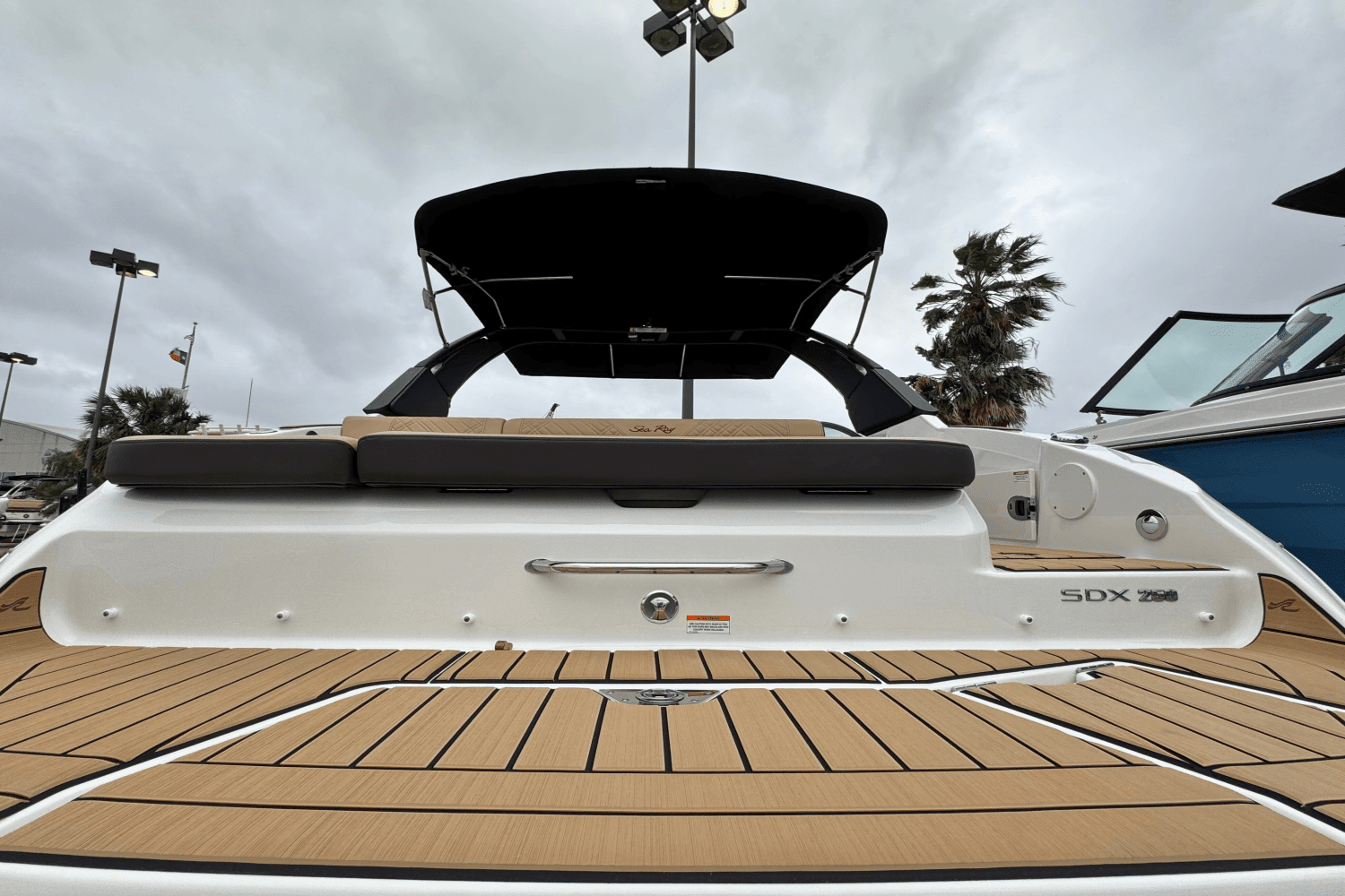 2025 Sea Ray 250 SDX Image Thumbnail #12