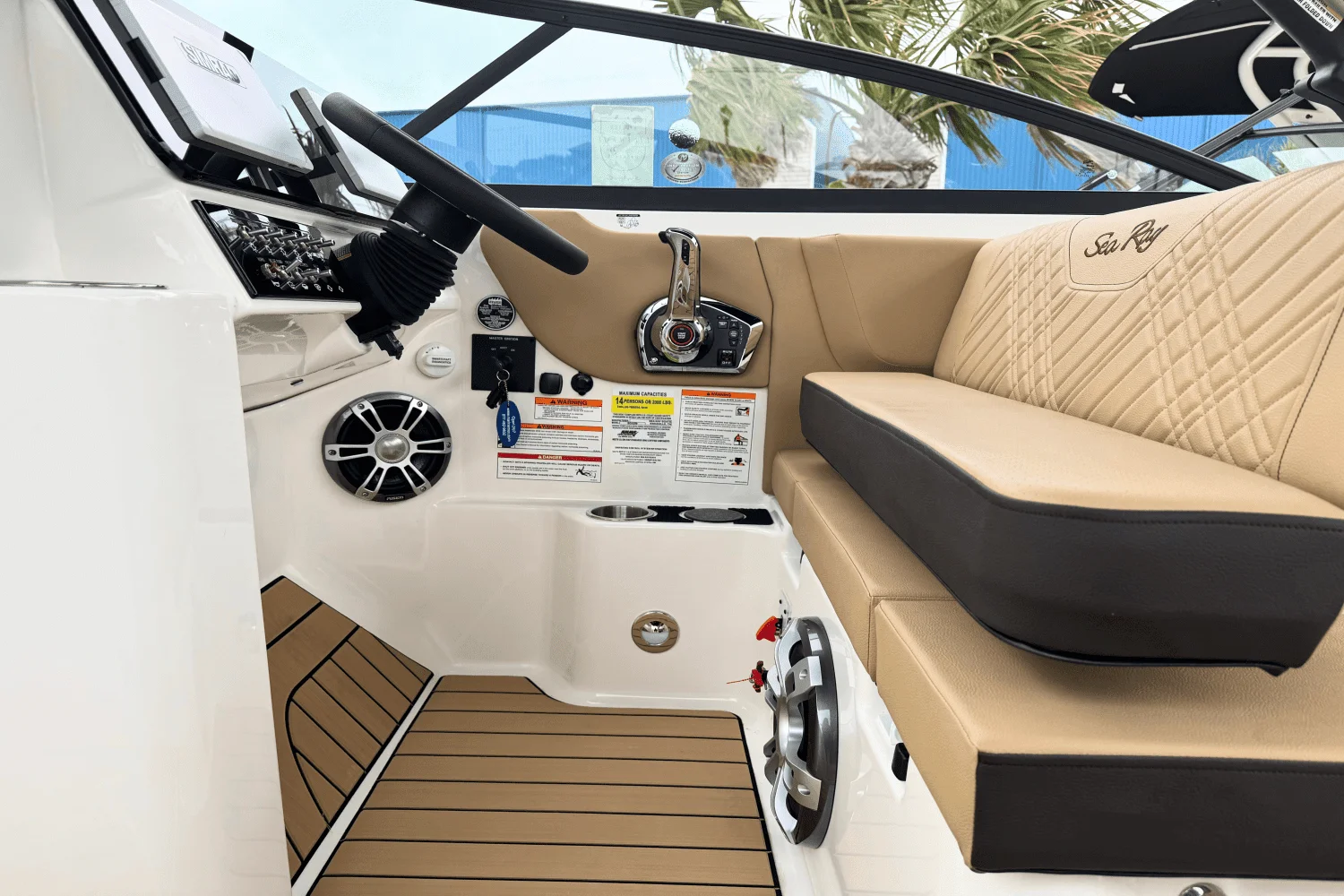 2025 Sea Ray 250 SDX Image Thumbnail #1