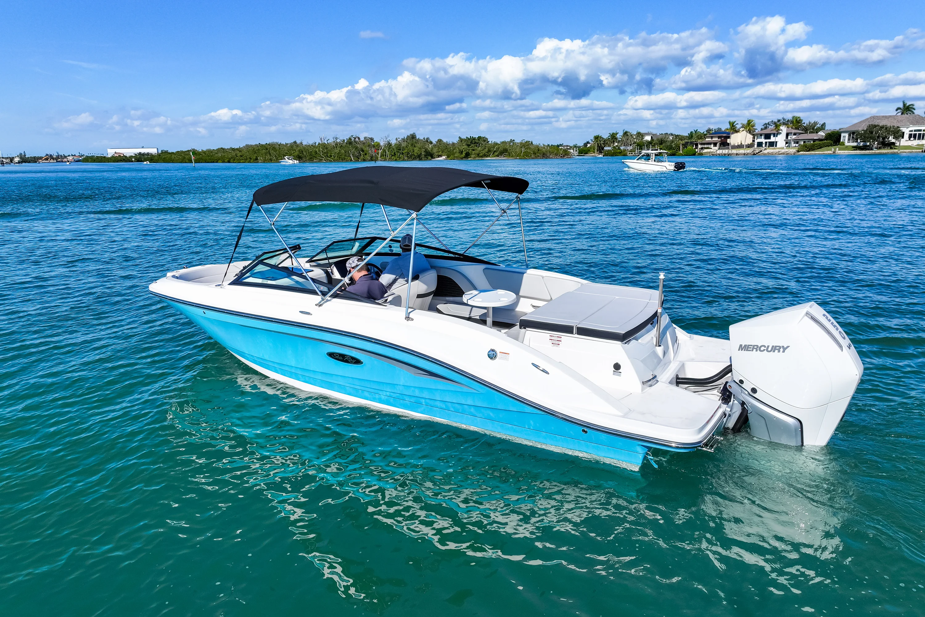 2025 Sea Ray SPX 230 Outboard Image Thumbnail #10