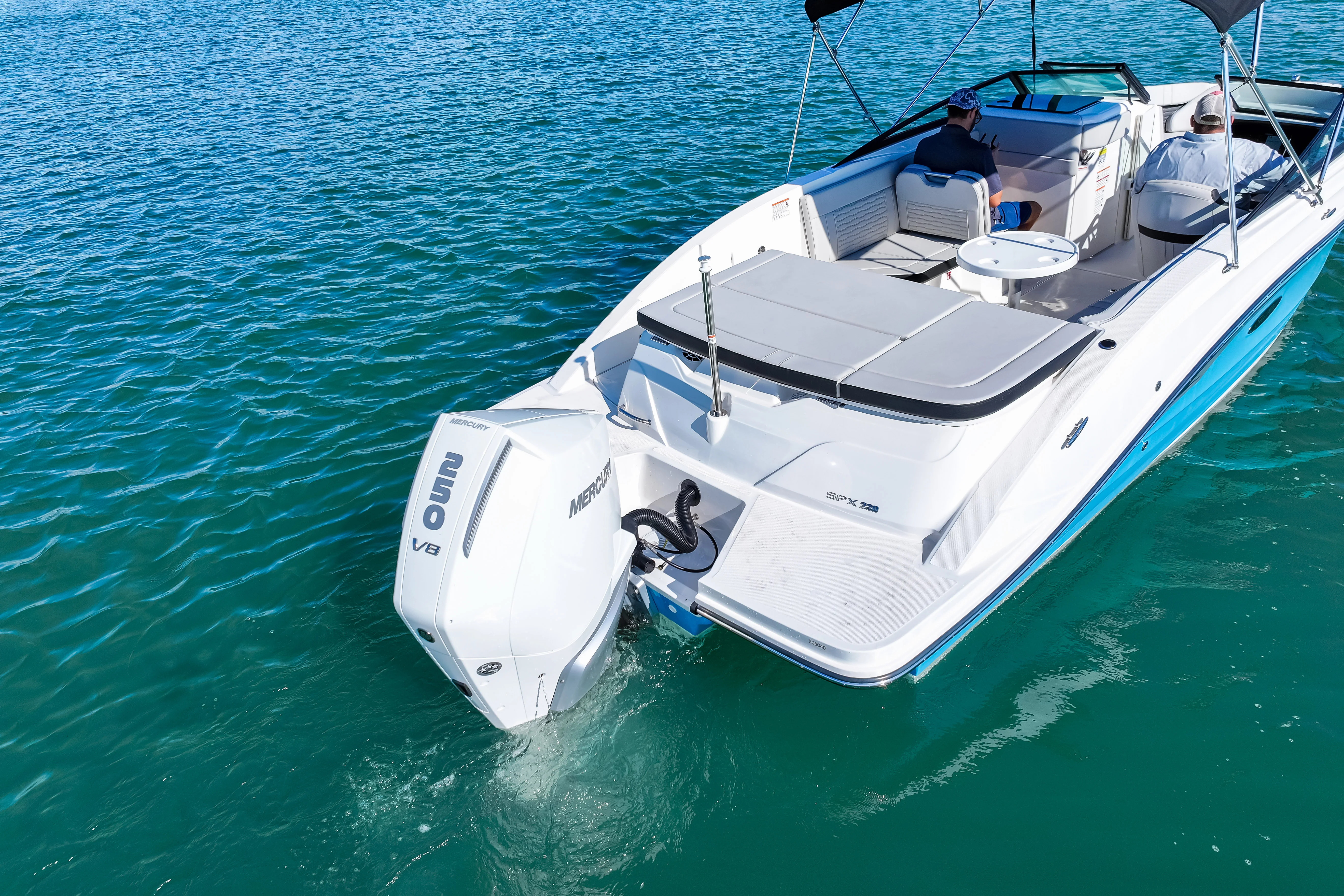 2025 Sea Ray SPX 230 Outboard Image Thumbnail #9