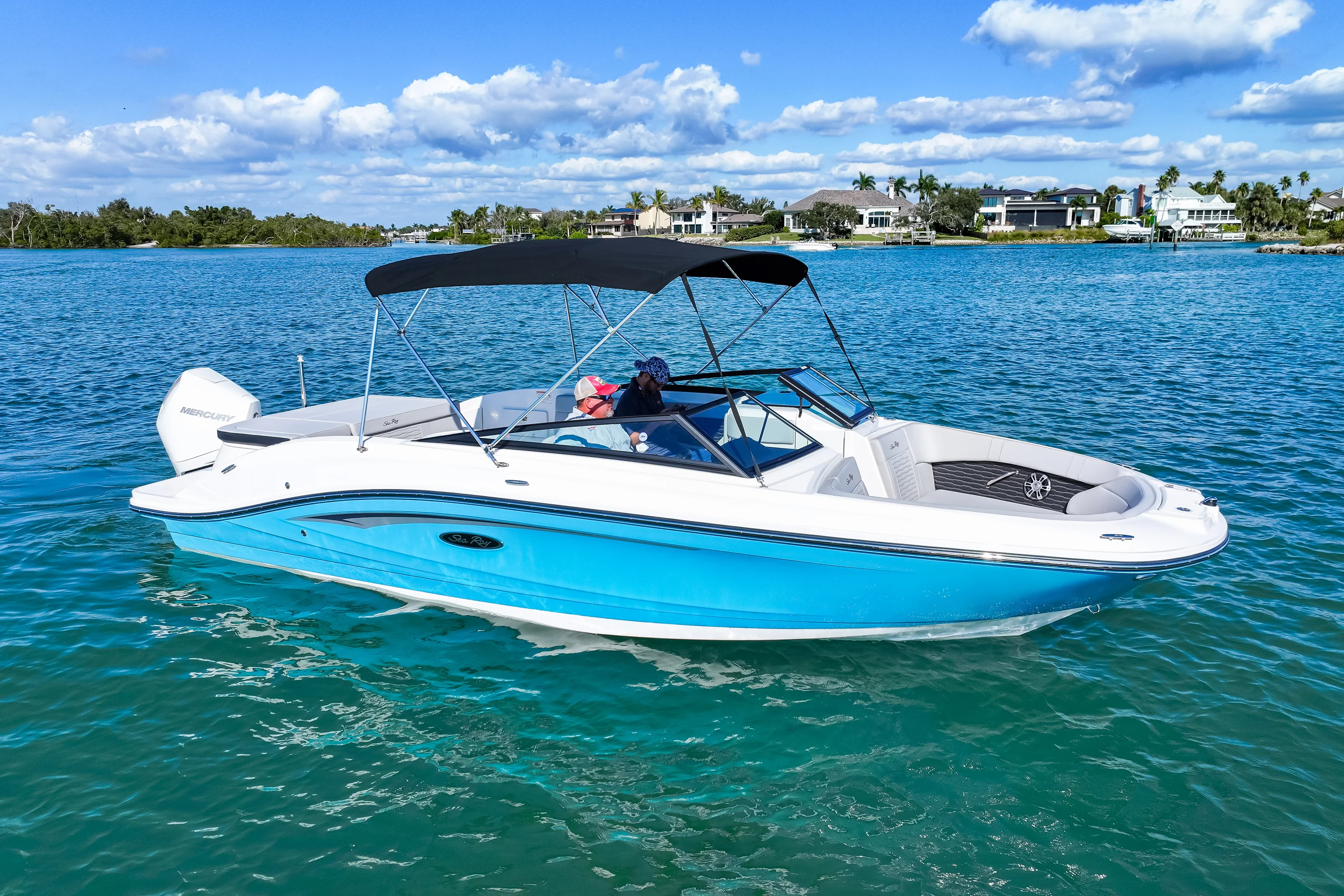 2025 Sea Ray SPX 230 Outboard Image Thumbnail #4