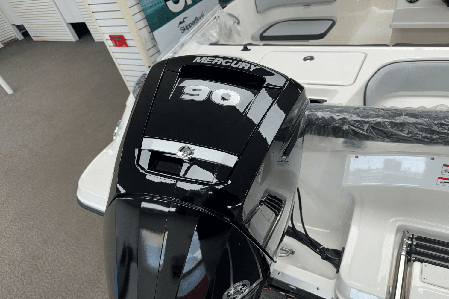 2025 Bayliner
                                                             M17 Image Thumbnail #9