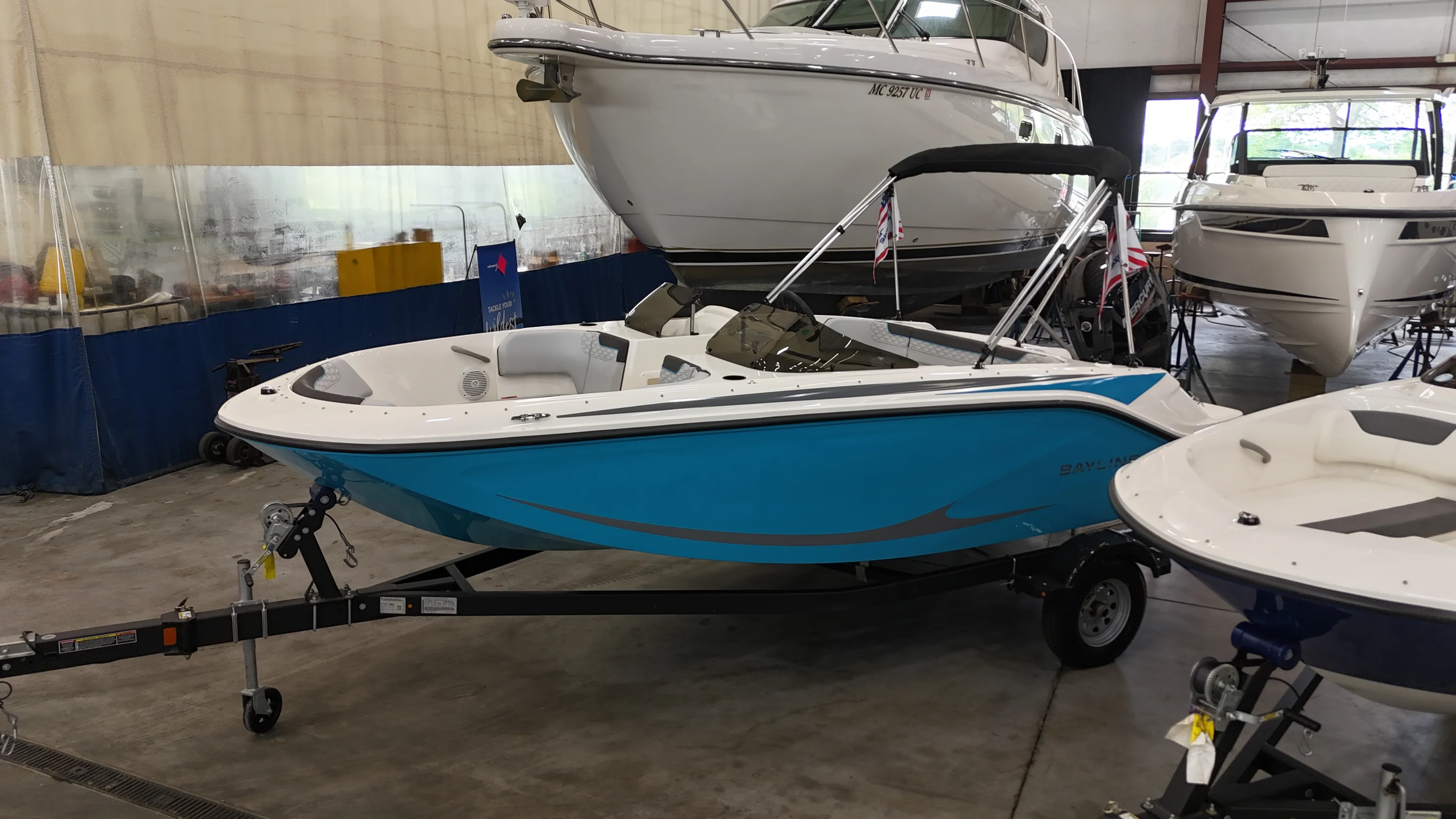 2025 Bayliner M17 Image Thumbnail #0