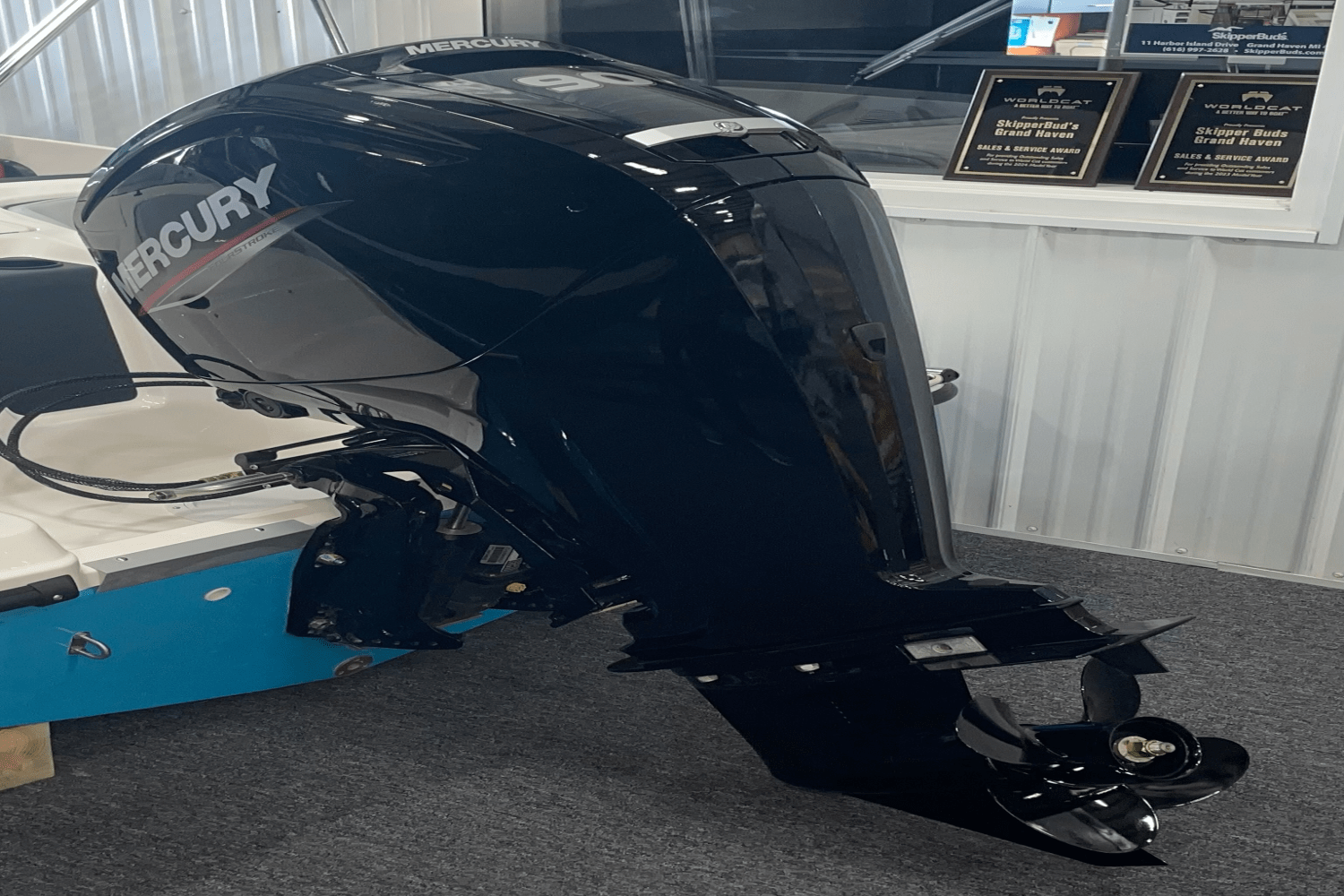 2025 Bayliner M17 Image Thumbnail #12