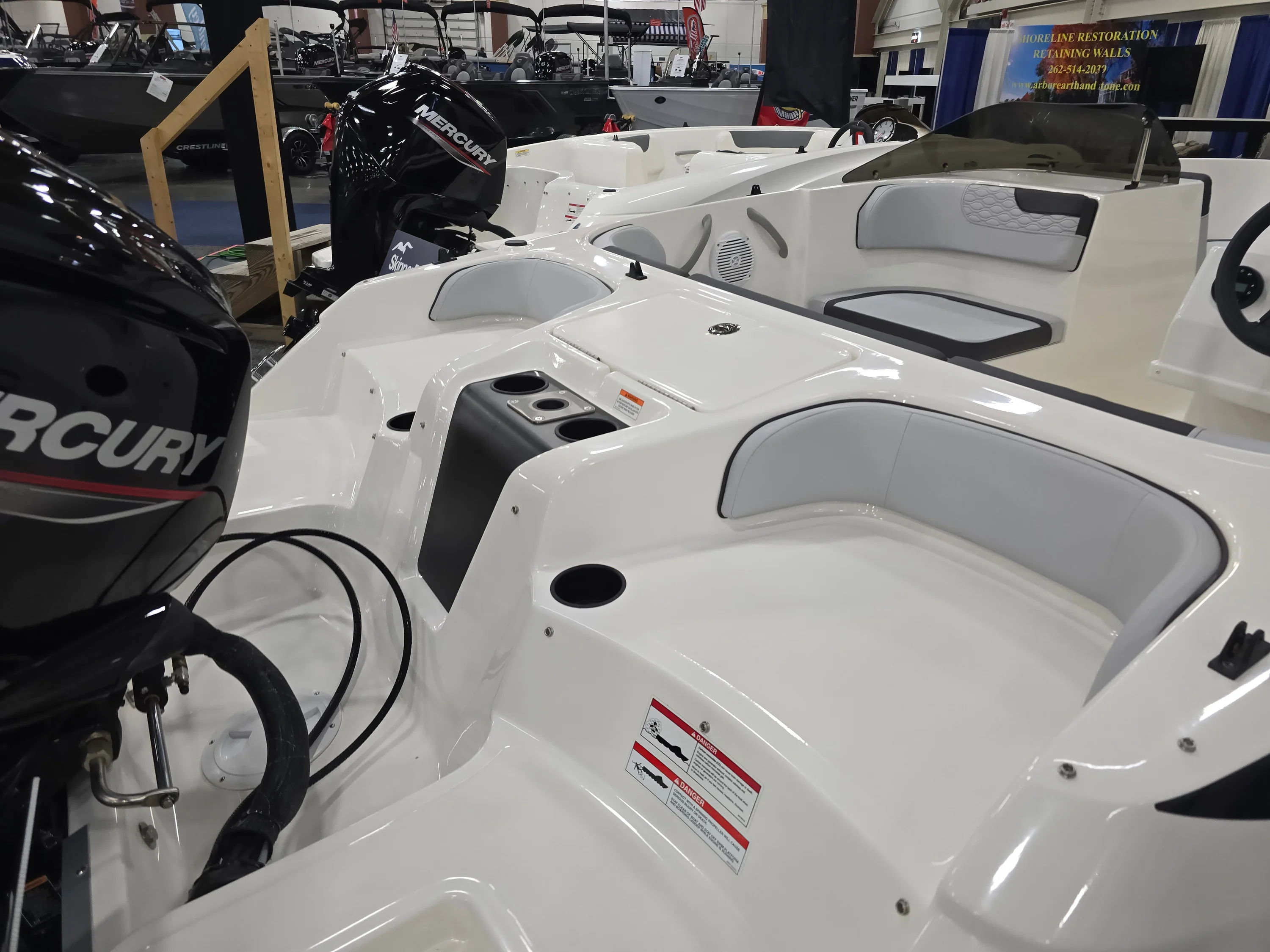 2025 Bayliner M17 Image Thumbnail #16