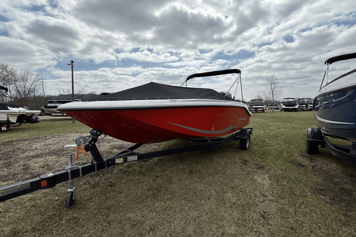 2025 Bayliner
                                                             M17 Image Thumbnail #1