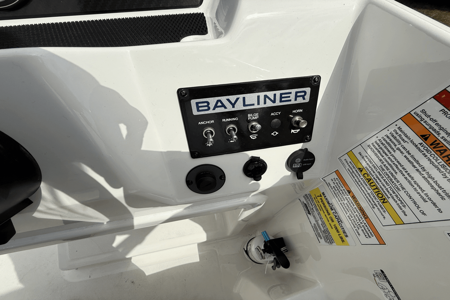 2025 Bayliner
                                                             M17 Image Thumbnail #19