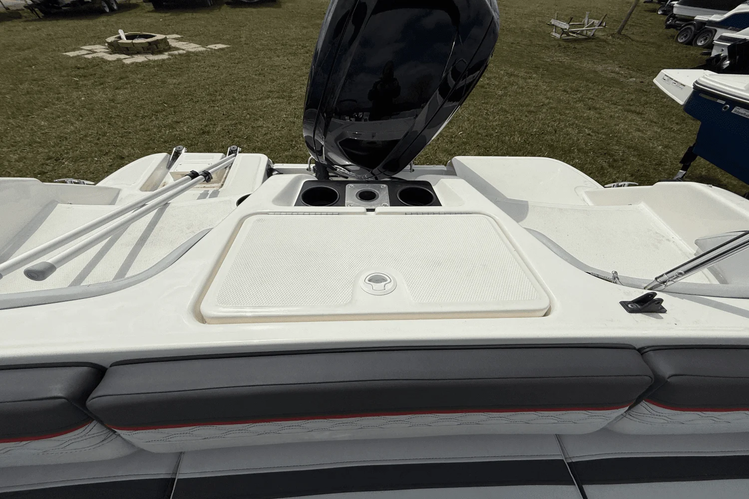 2025 Bayliner M17 Image Thumbnail #53