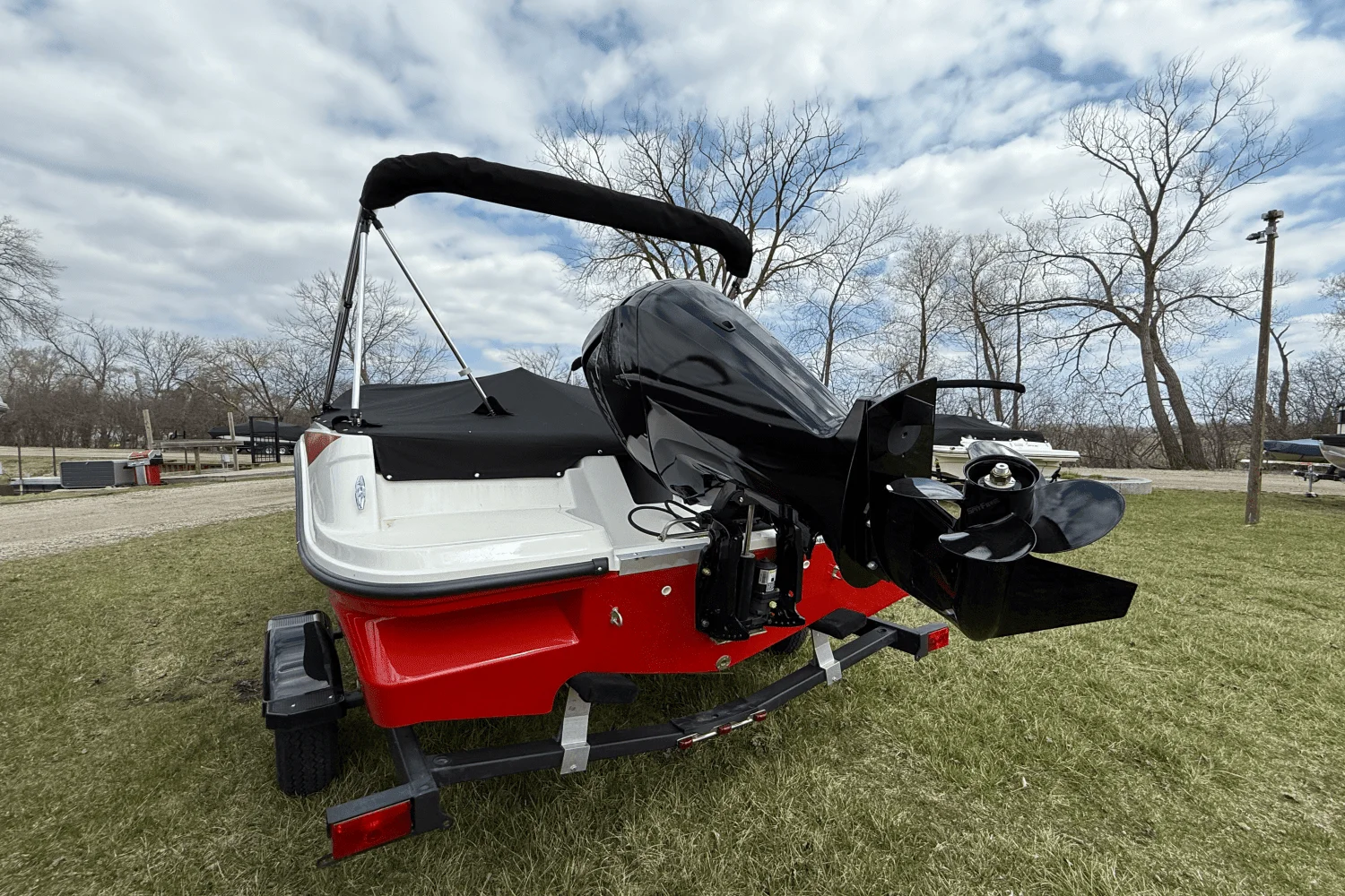 2025 Bayliner M17 Image Thumbnail #26