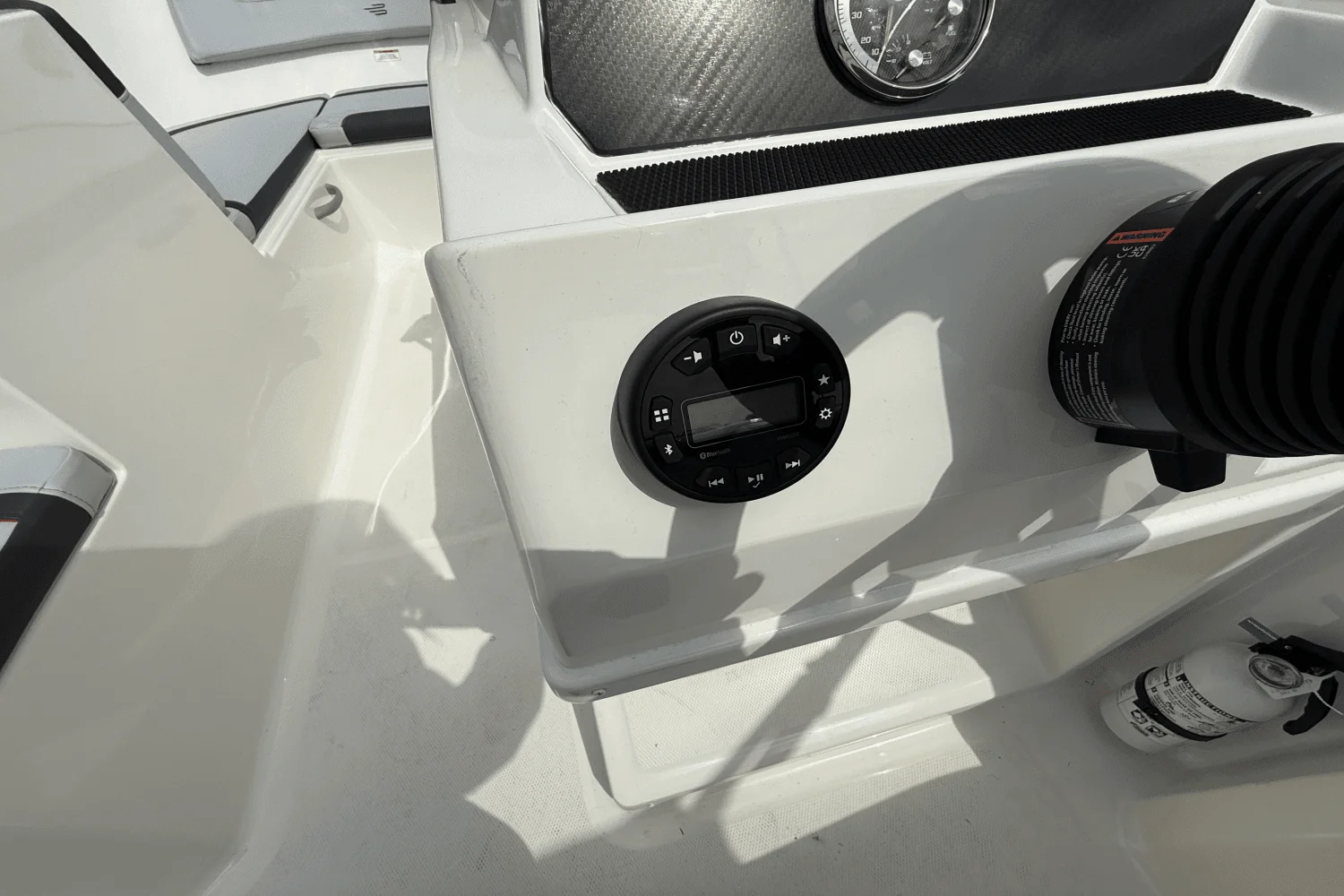 2025 Bayliner M17 Image Thumbnail #41