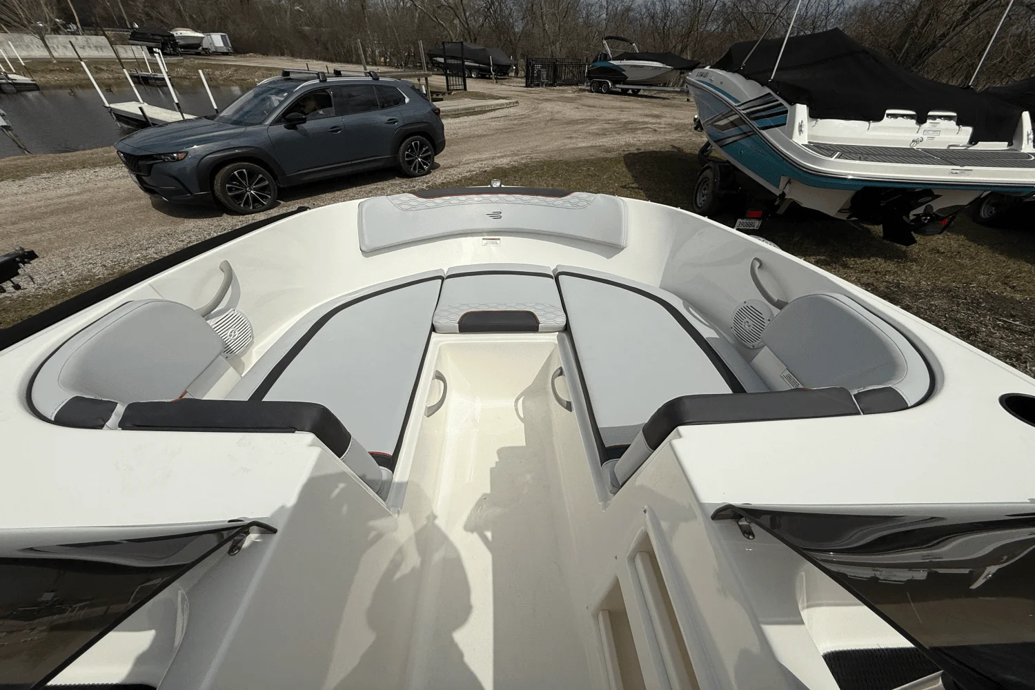 2025 Bayliner M17 Image Thumbnail #28