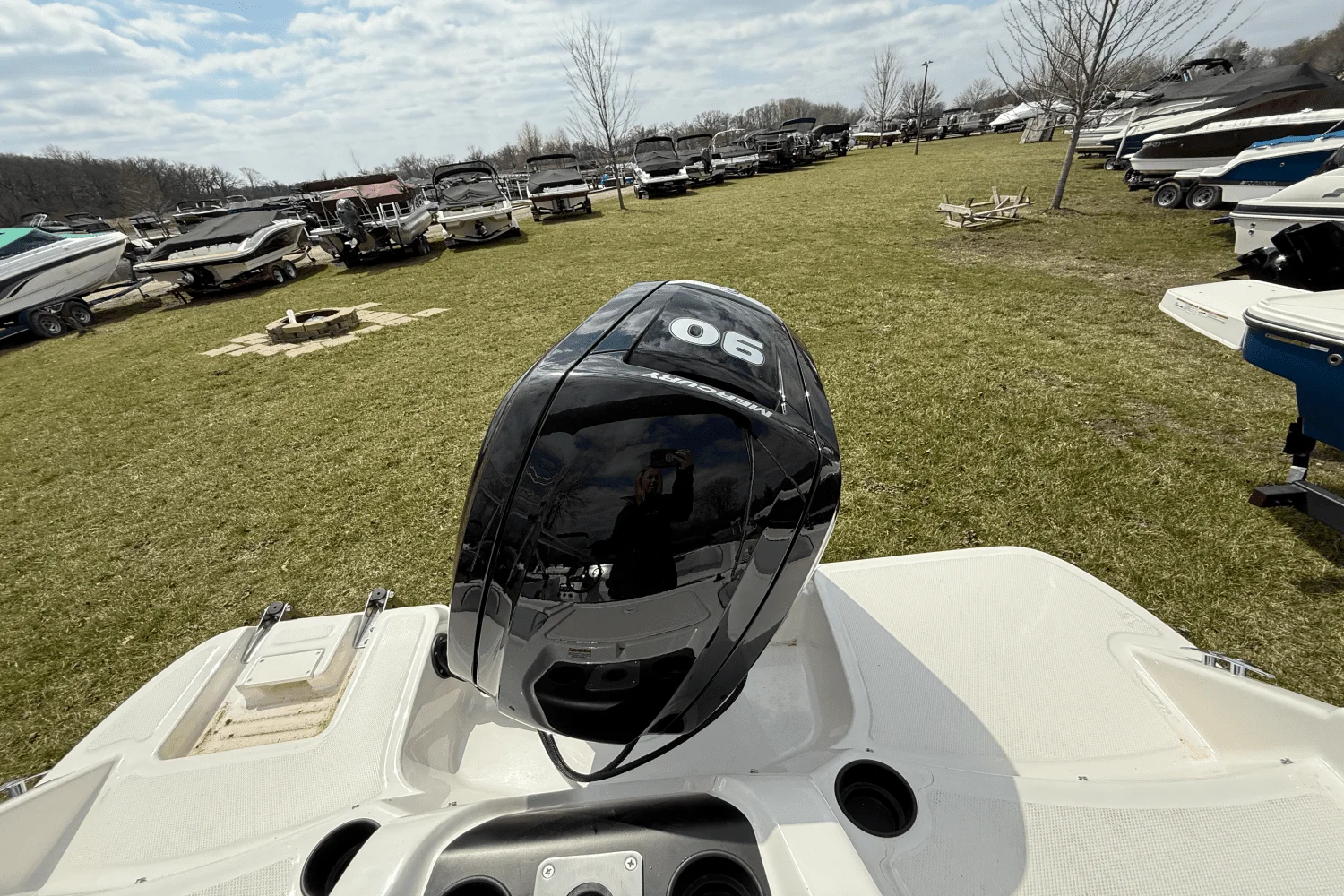 2025 Bayliner M17 Image Thumbnail #54